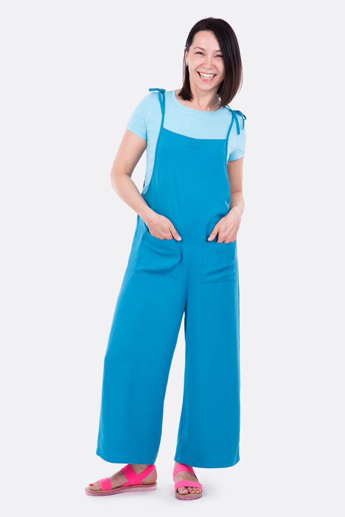 Schnittmuster Sommer Latzhose Outfit Taschen Nähanleitung