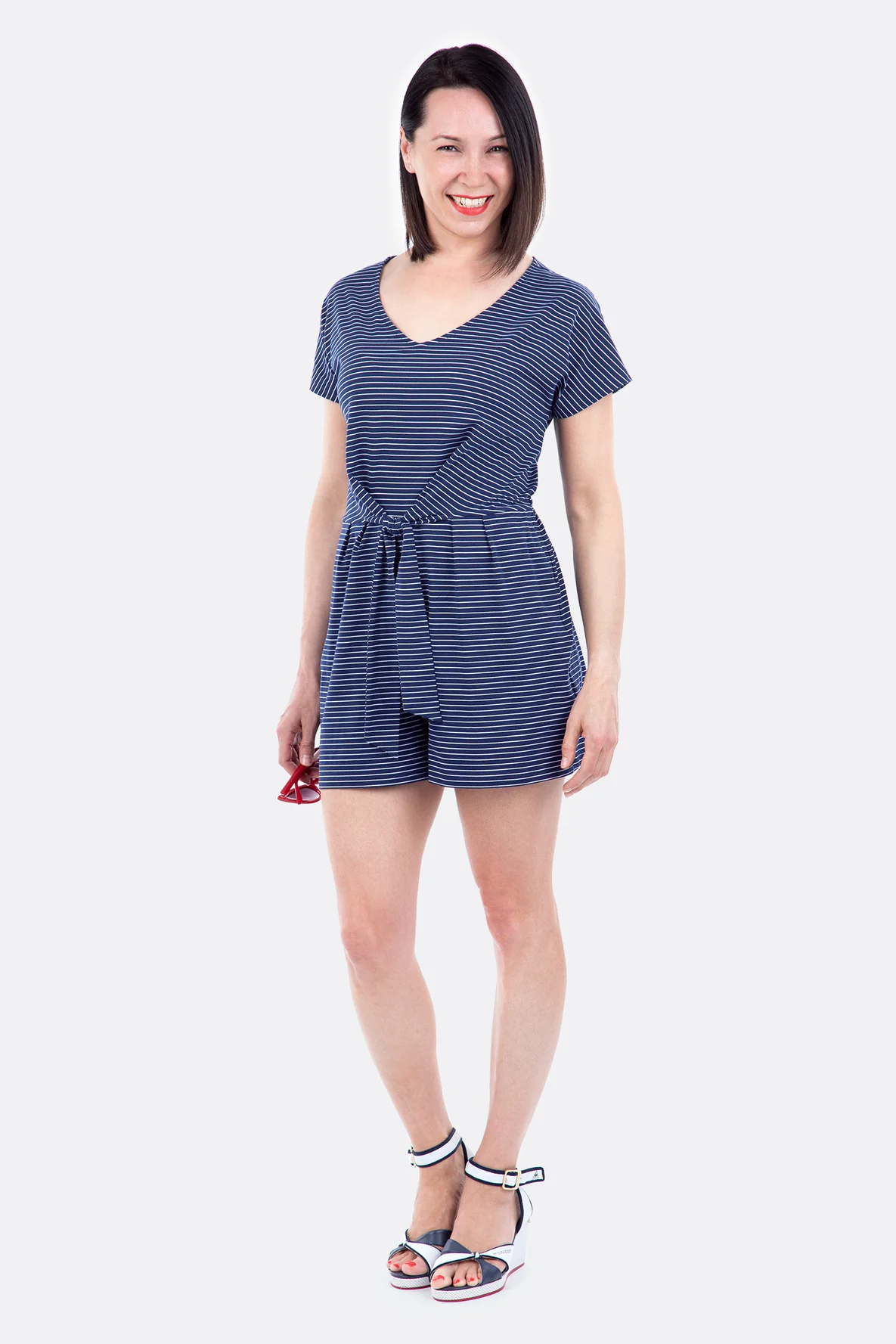 Schnittmuster Playsuit Overall mit Shorts aus Jersey nähen