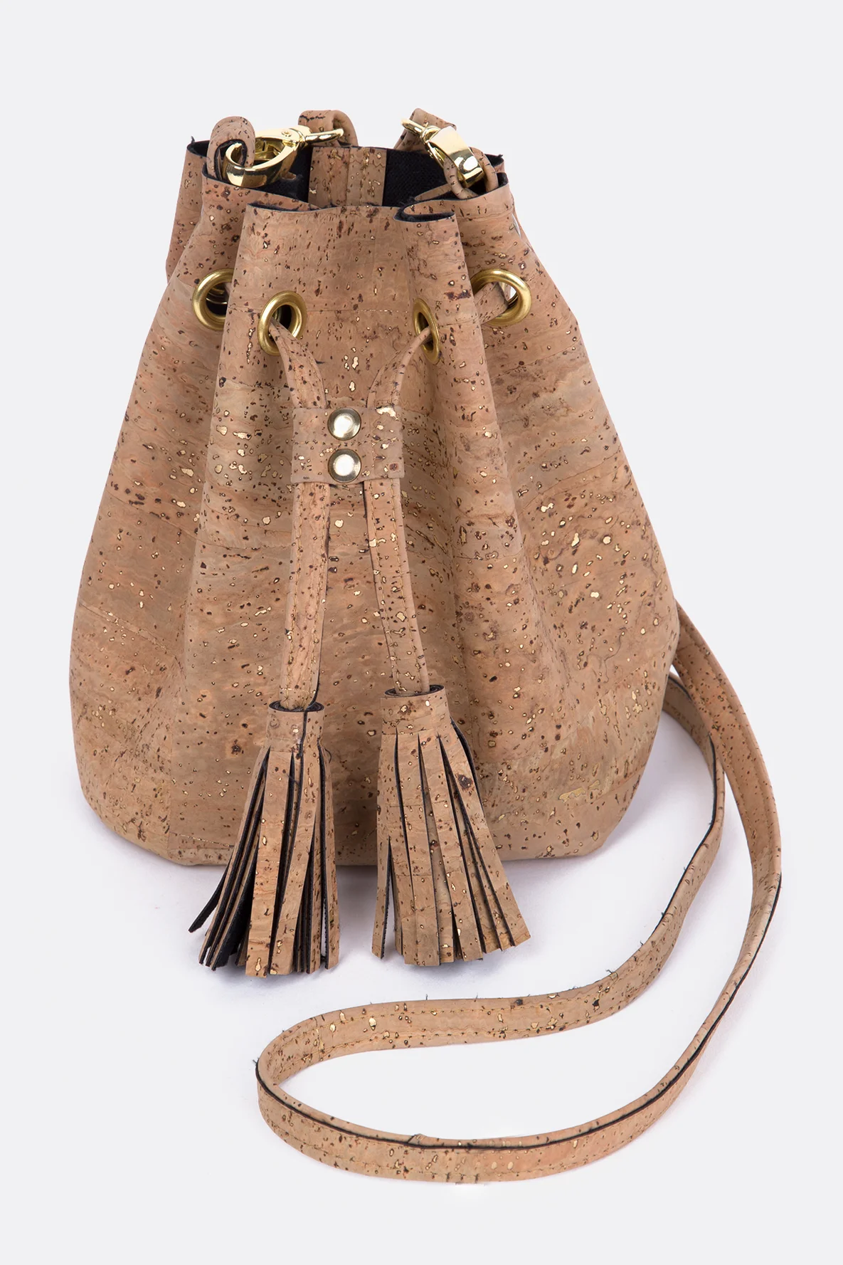 Schnittmuster kostenlos Bucket-Bag aus Kork oder Kunstleder selber nähen