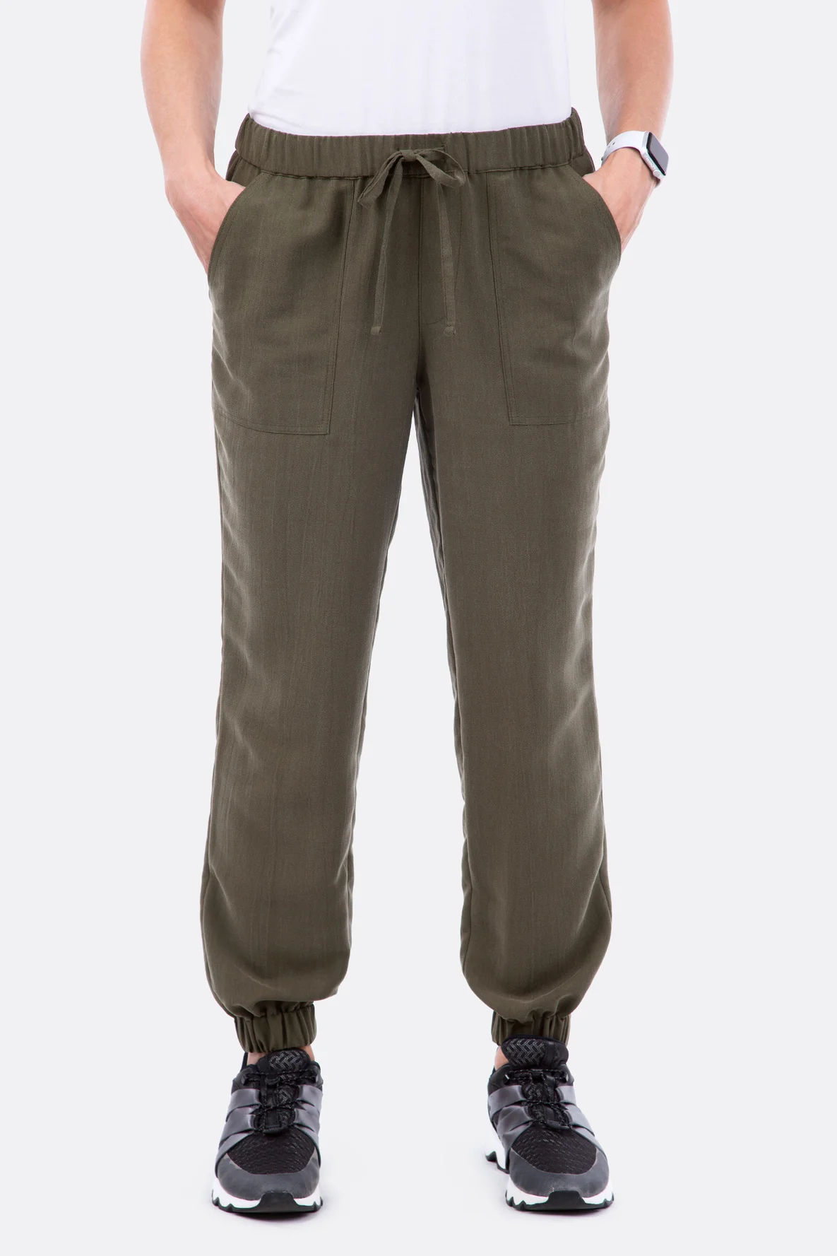 Hosenschnittmuster im Cargostil mit Taschen zum Selbernähen