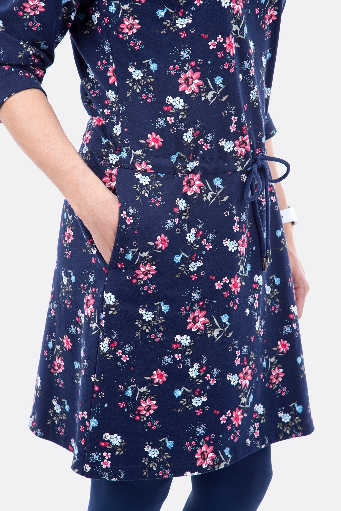 Schnittmuster Sweatkleid leger Taschen Kordel Nähanleitung