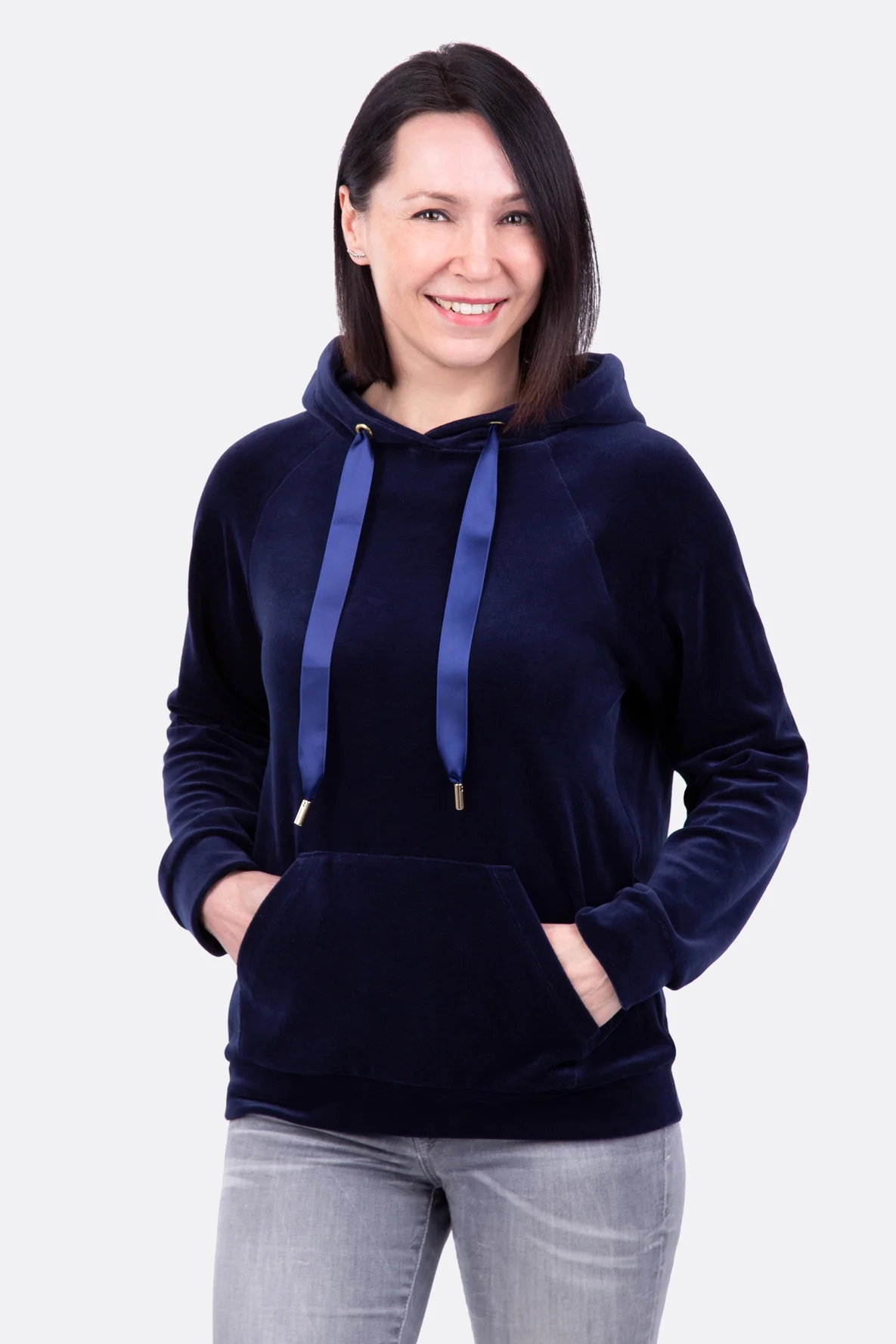 Schnittmuster Damen Hoodie Samt Satinband selbernähen