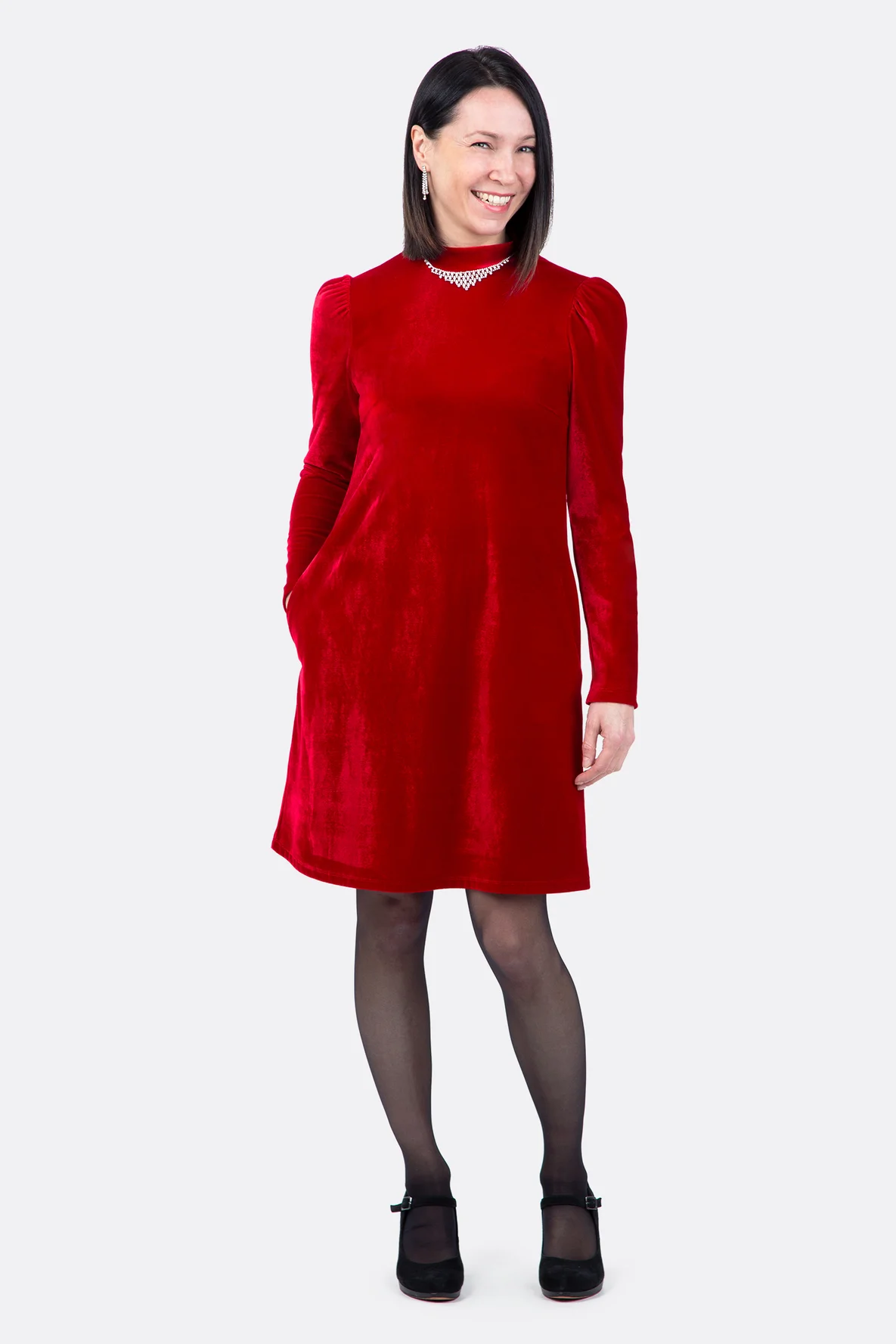 Schnittmuster Damenkleid aus Stretchsamt für weihnachten mit Puffärmeln nähen