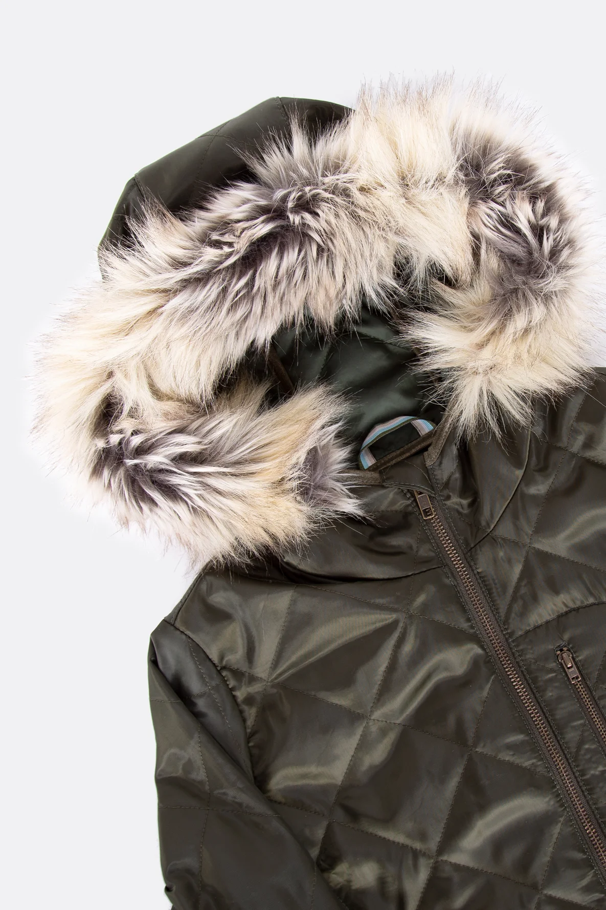 Fellkapuze an Steppmäntel nähen mit gratis Vorlage