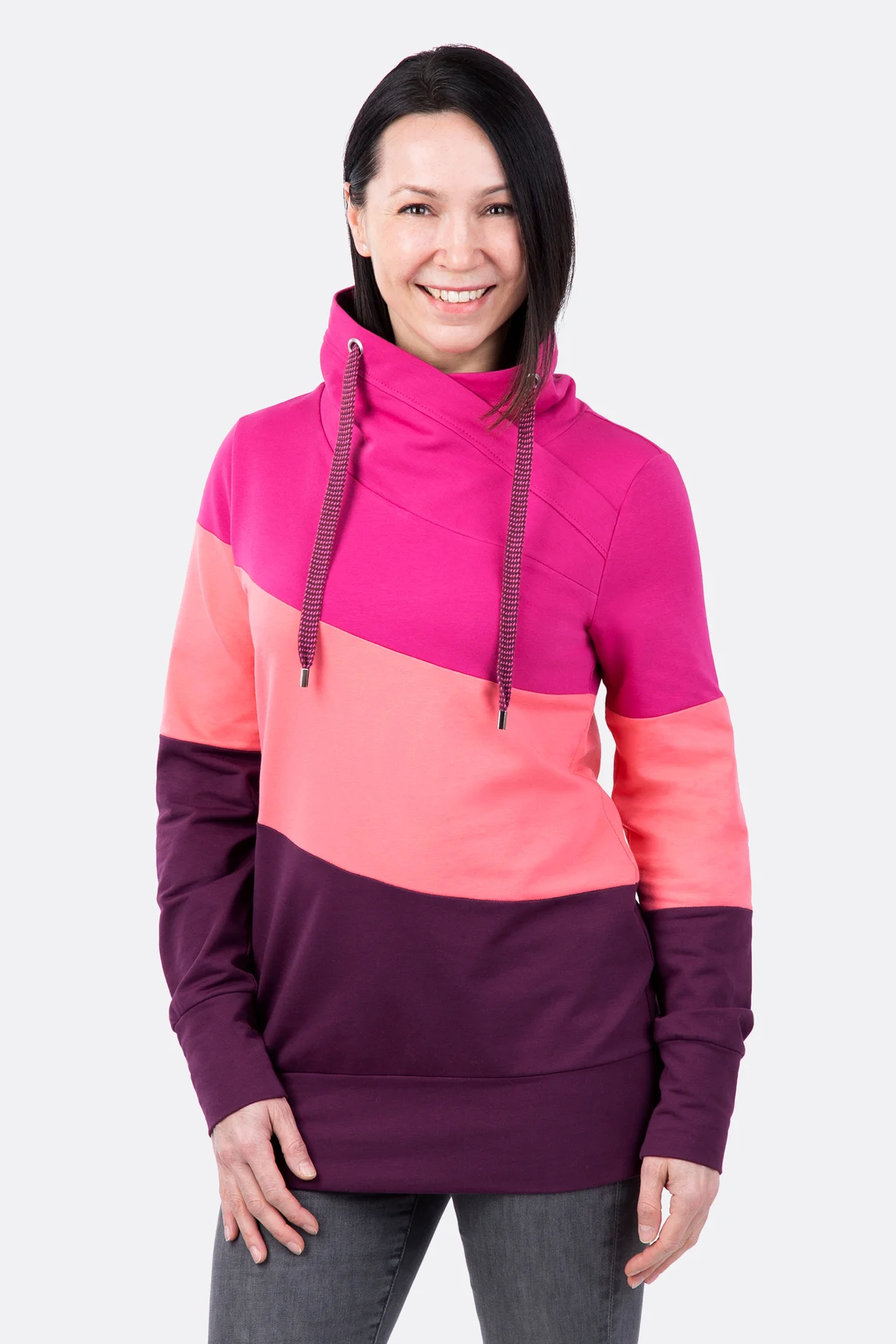 Schnittmuster Colourblock Pullover mit schräger Teilung nähen