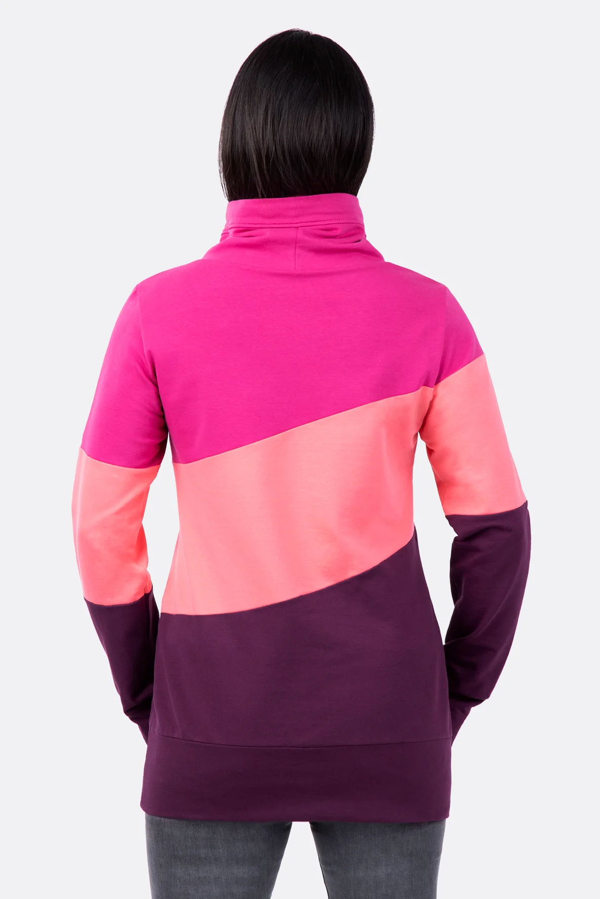 Schnittmuster Colourblock Sweater mit Teilung und Wickelkragen nähen