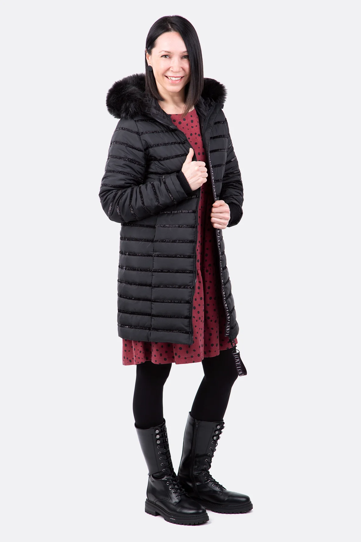 Schnittmuster Damenmantel mit Kapuze aus Steppstoff selbernähen