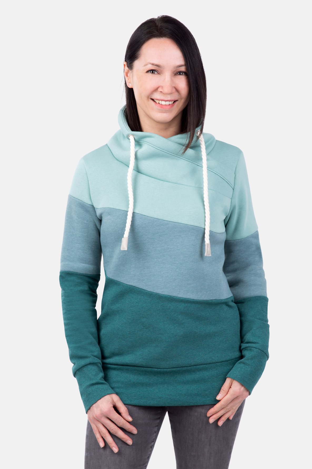 Schnittmuster Sweater Colourblock Teilungsnähte Wickelkragen nähen