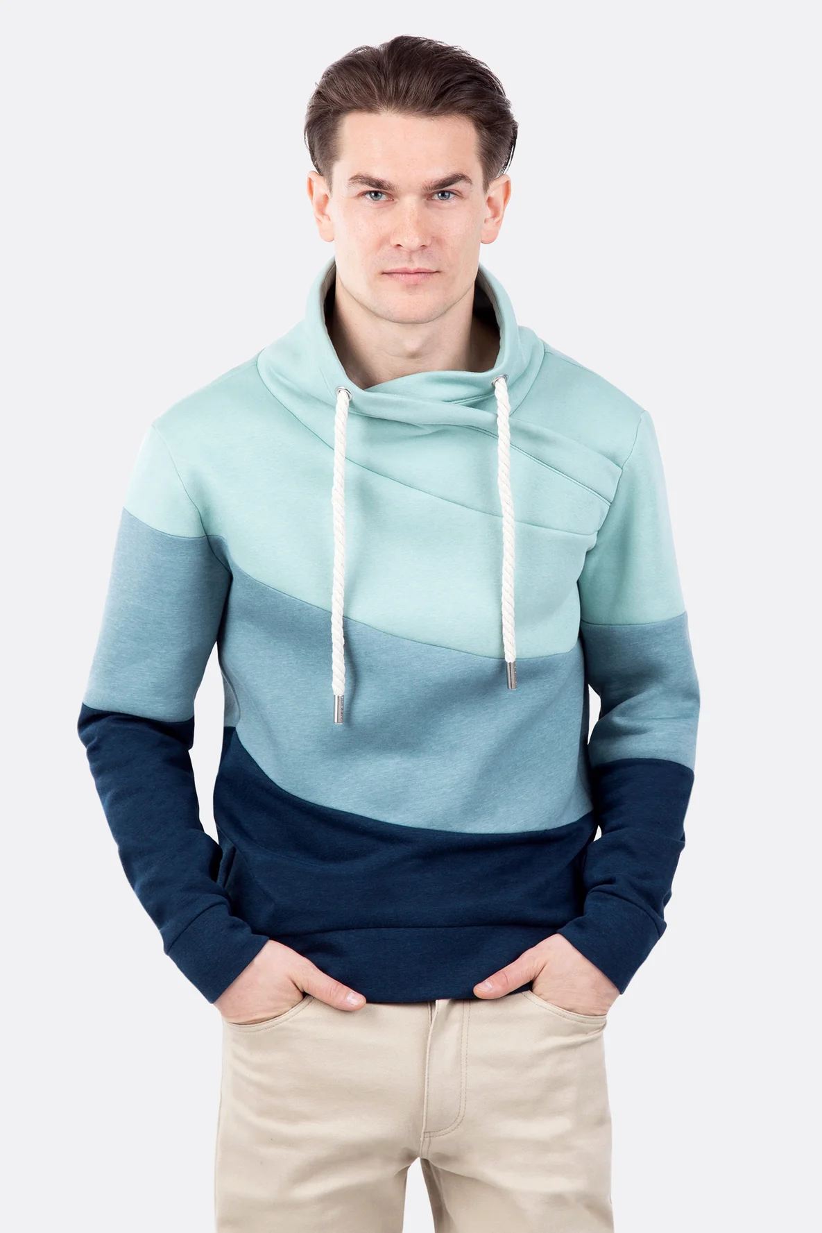 Schnittmuster Männer Sweatshirt mit Teilungsnähten Wickelkragen