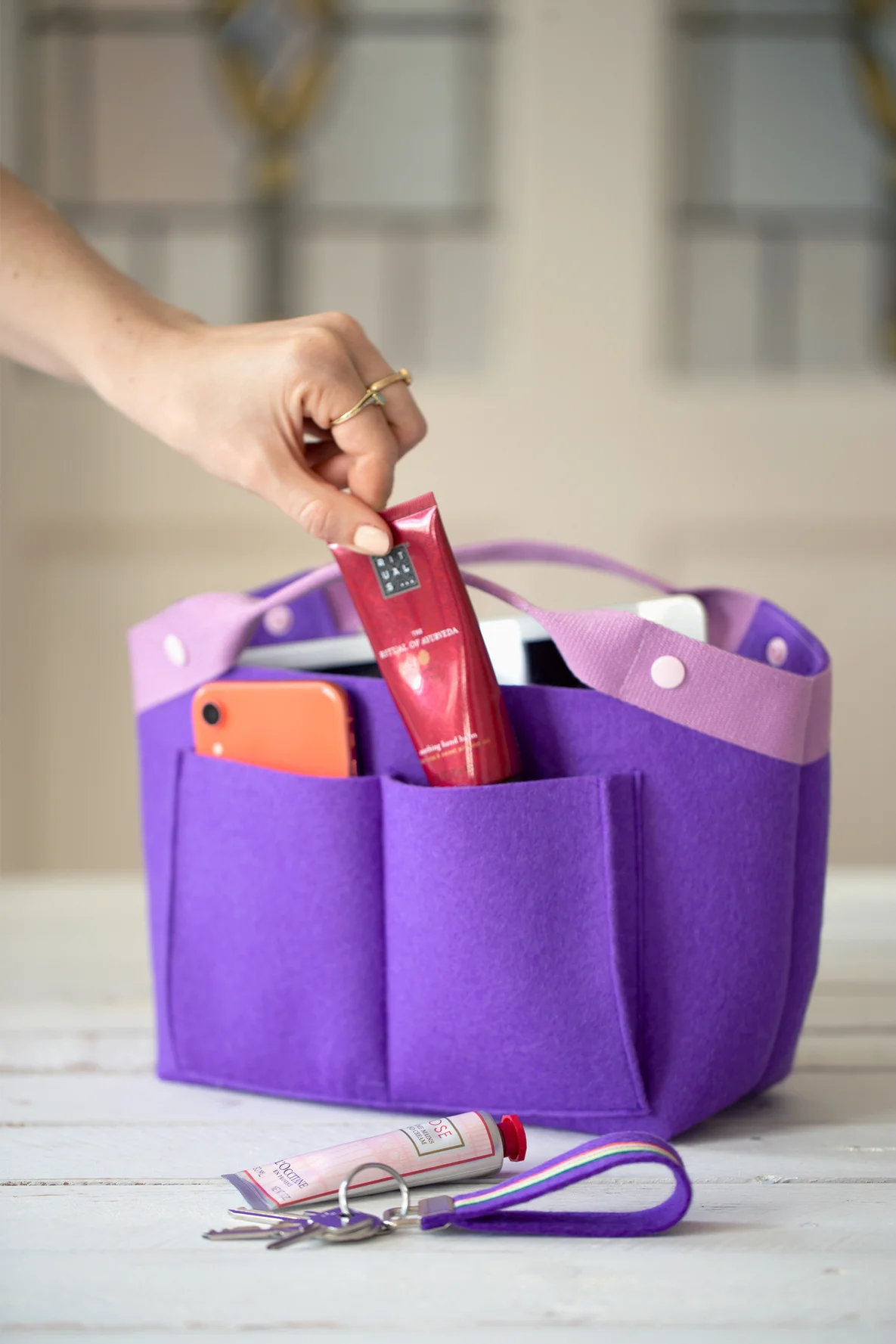 Handtaschen Organizer Filz kostenlose Vorlage nähen 