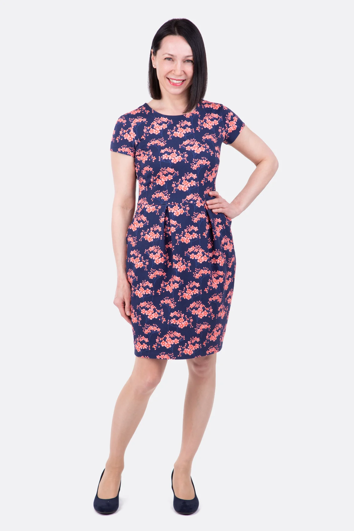 Schnittmuster Tulpenkleid mit Taschen aus Kirschblüten French terry