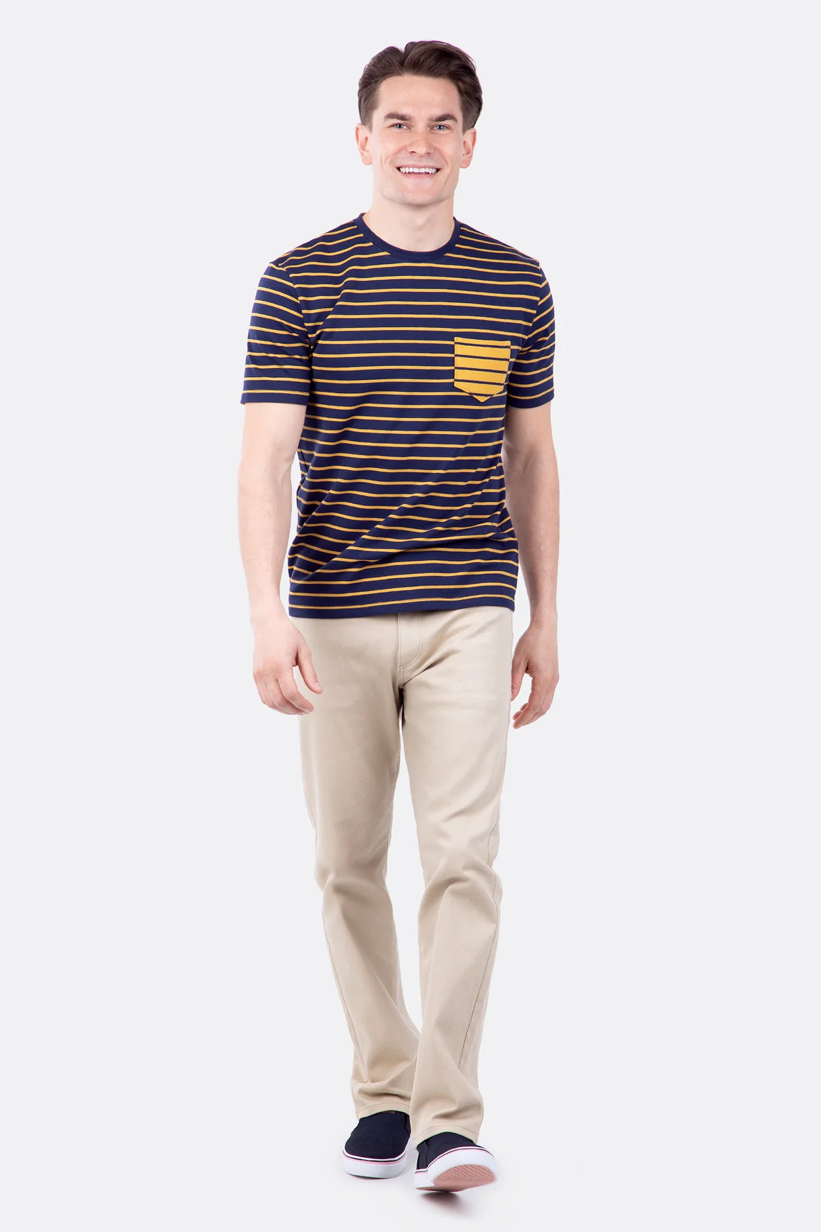 Männer Outfit Shirt Jeans Sommer Freizeit selber nähen