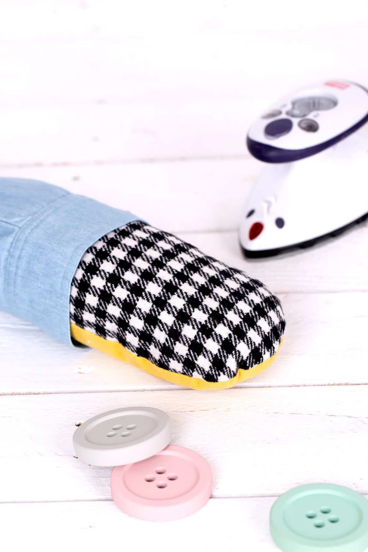 kostenloses Schnittmuster Bügelhilfe - Saumrolle 