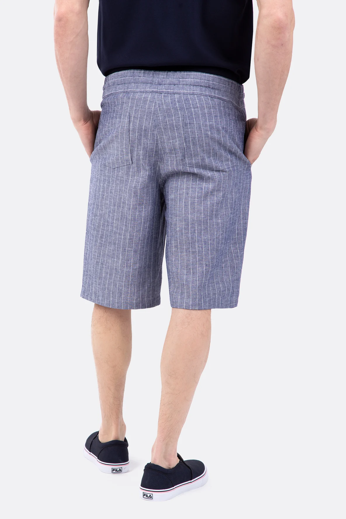 Schnittmuster Bermuda Männer Leinen gestreift Gesäßtaschen Kordelzug Gummizug DIY