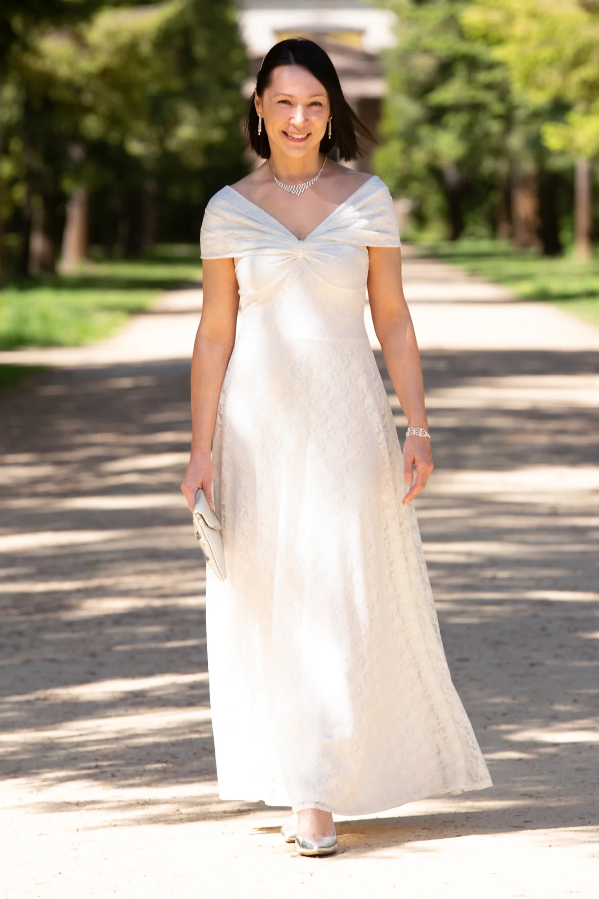 Schnittmuster Brautkleid aus elastischer Spitze festlich selbernähen