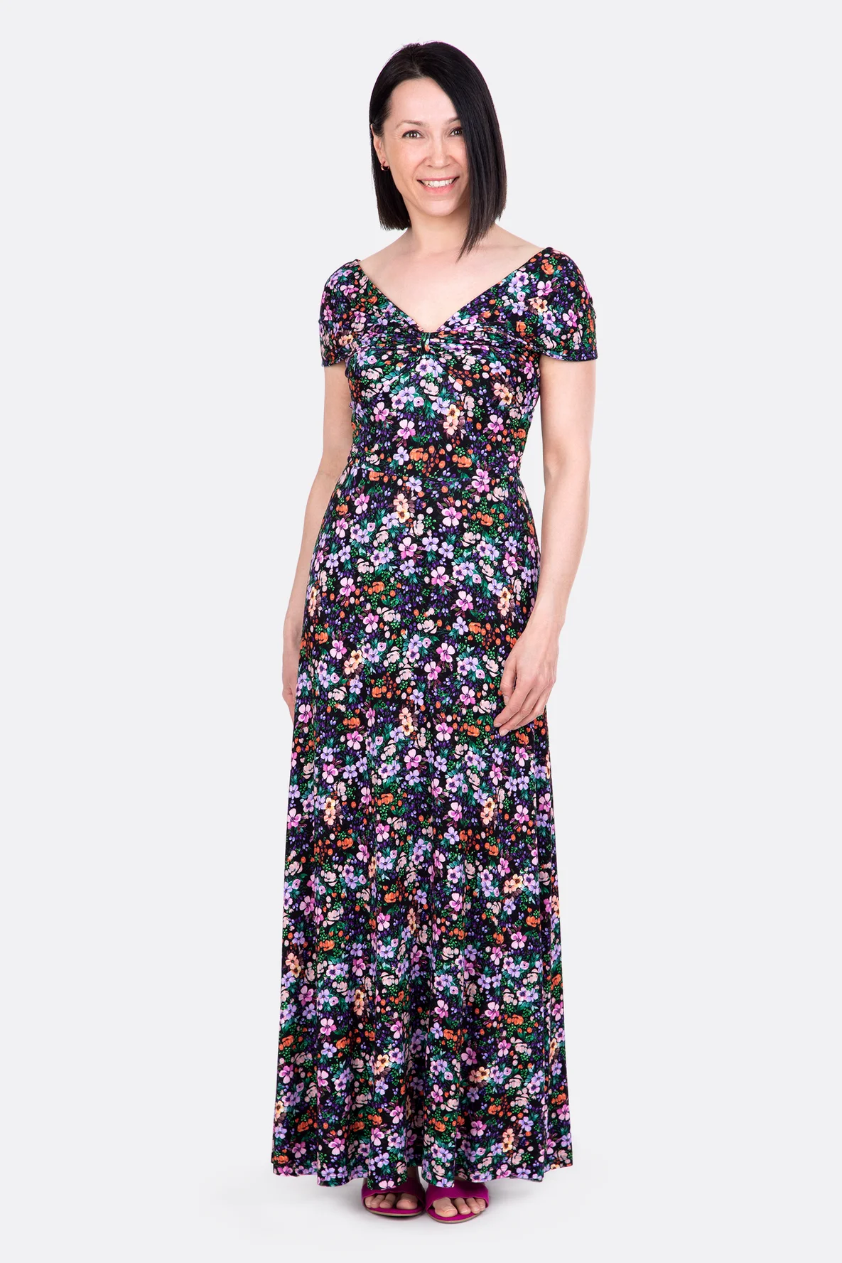 schnittmuster Maxikleid sommerlich mit Wickelausschnitt elegant DIY