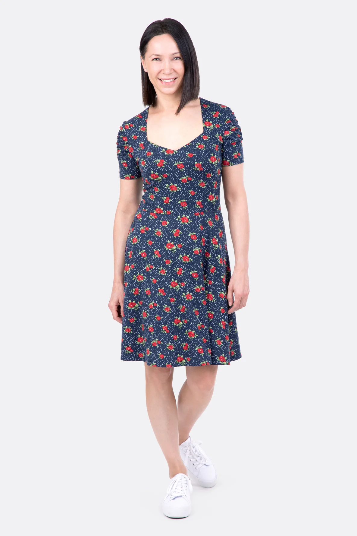 Schnittmuster Sommerkleid Jersey romantisch Herzausschnitt Raffärmel selber nähen