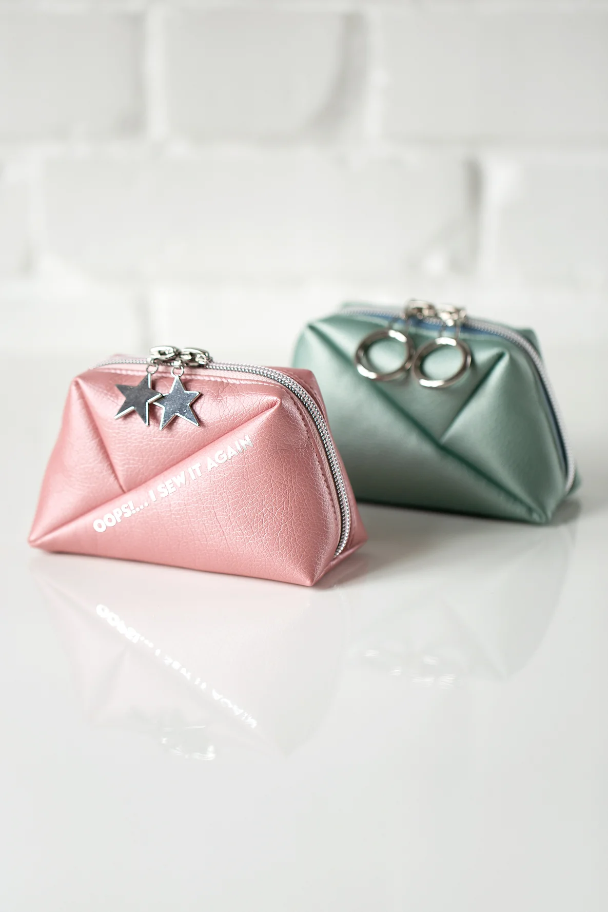 Schnittmuster Mini Geo-Bag Plott Spruch Metallic Kunstleder DIY