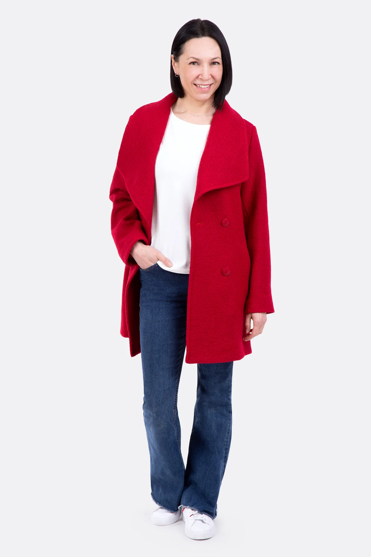 Schnittmuster Kurzmantel Serena aus Walkloden Rot zum Selbernähen