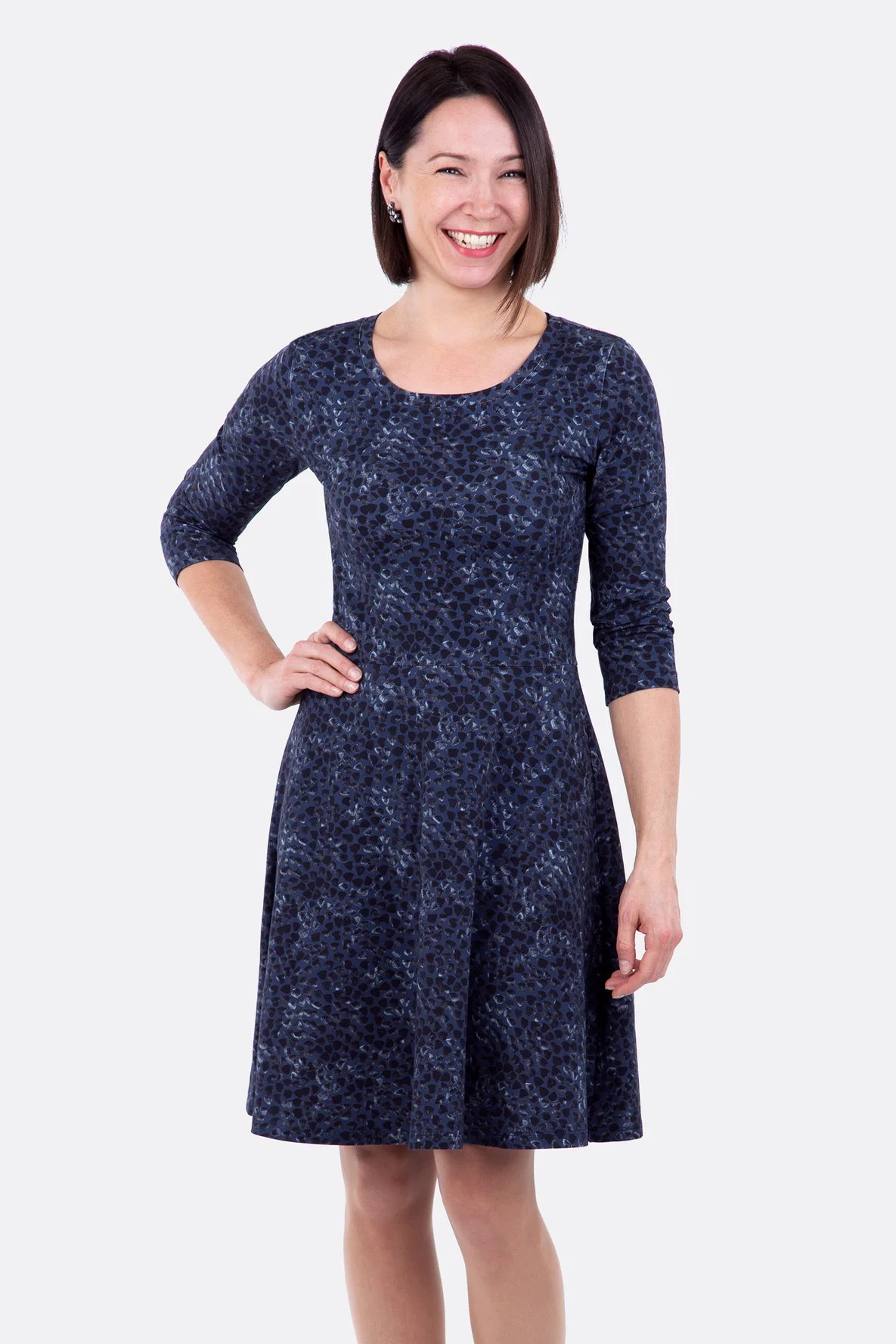 Schnittmuster Jerseykleid Ella Classic runder Ausschnitt Dreiviertelaermel nähen