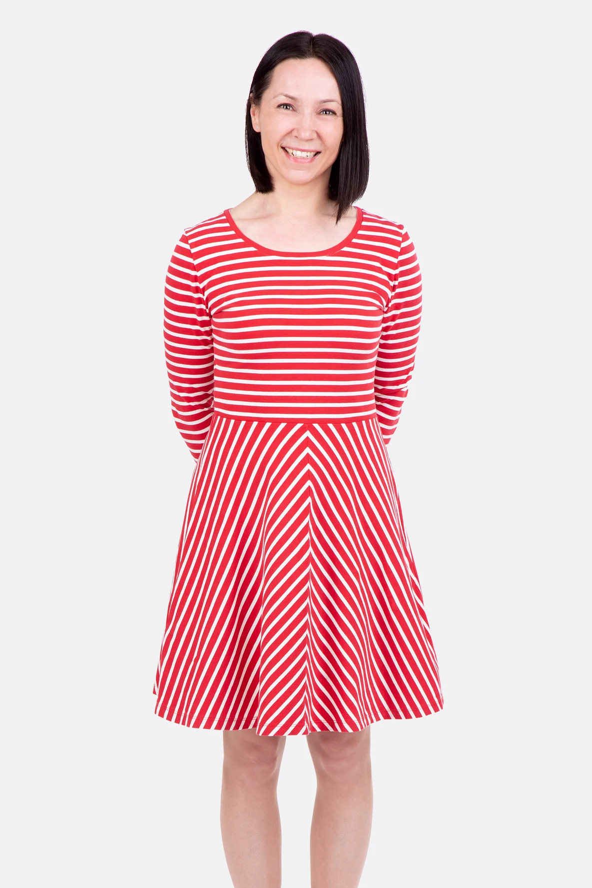 Schnittmuster Jerseykleid zeitlos einfach runder Ausschnitt selber nähen