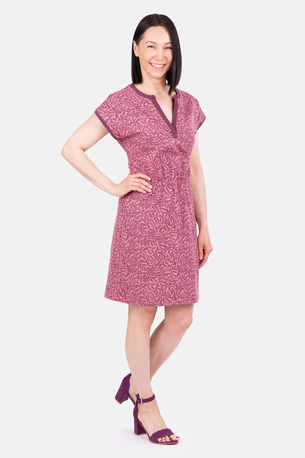 Schnittmuster Freizeitkleid aus Jersey mit Blusenausschnitt