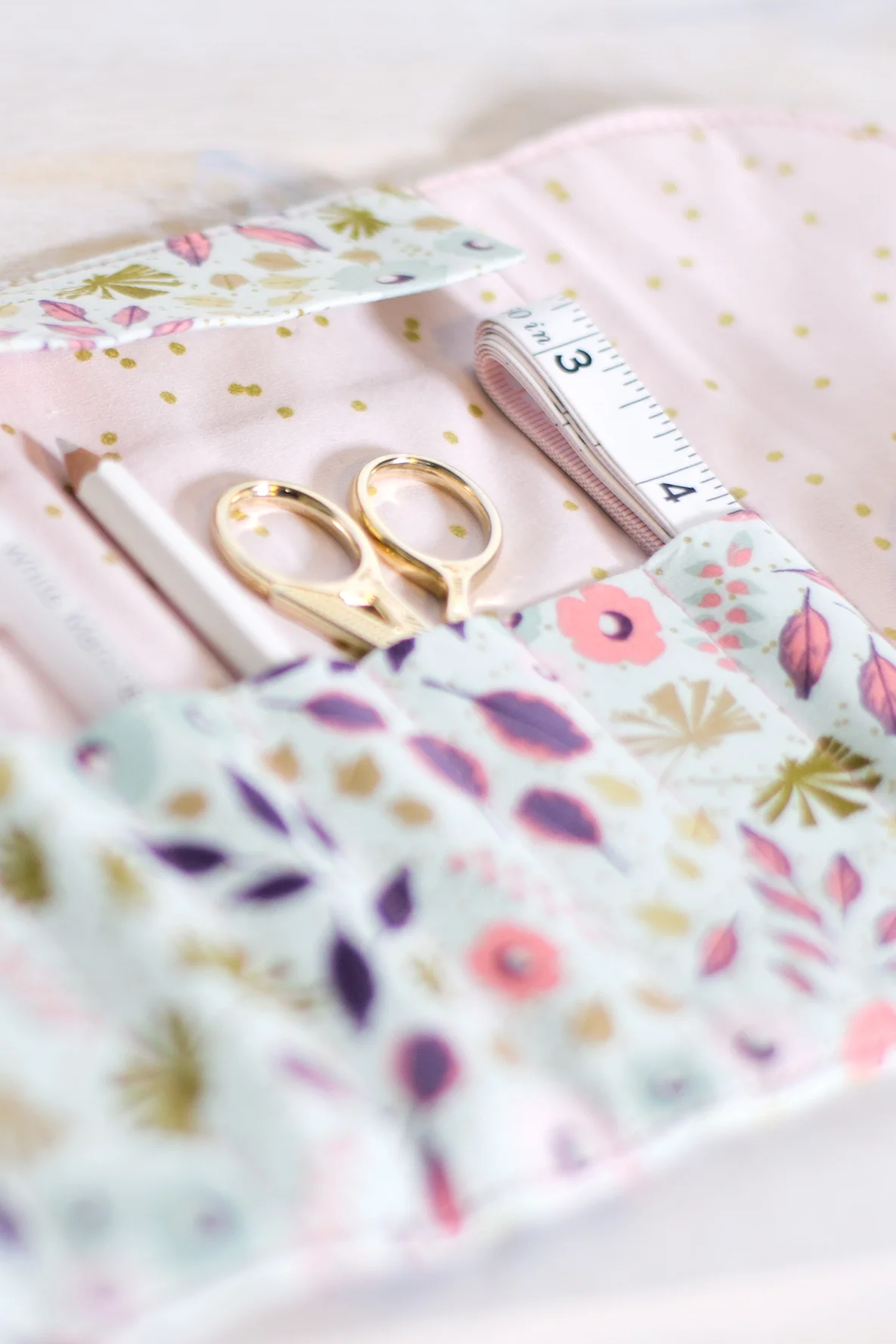 Nähzeug Aufbewahrung Rollmäppchen selber nähen Freebie