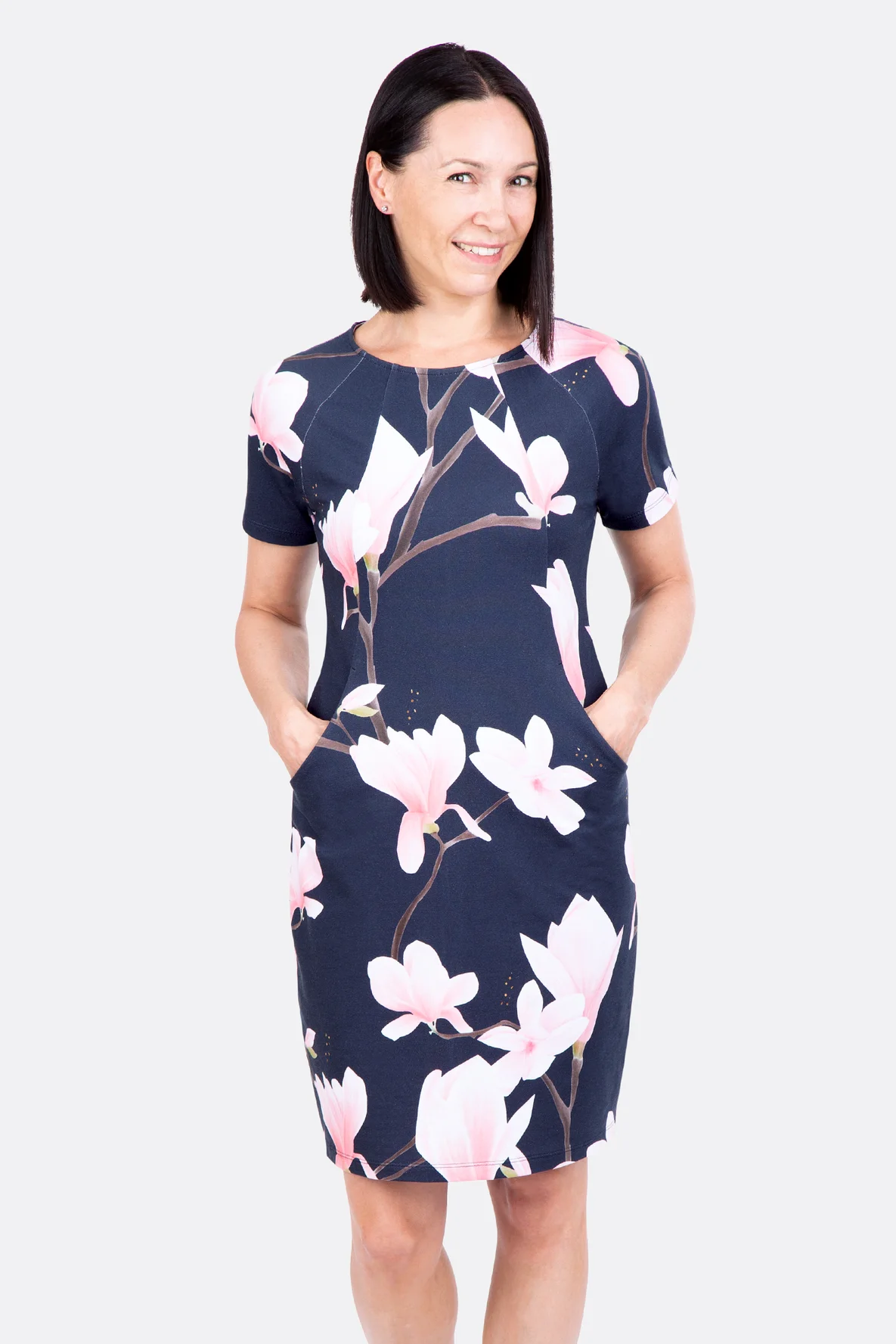 Schnittmuster Damenkleid figurbetont Taschen chic selber nähen