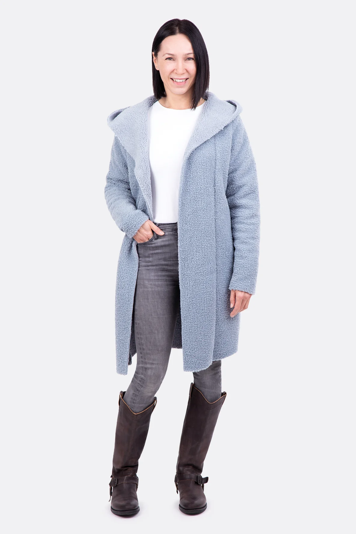 Schnittmuster Kapuzenmantel aus Teddyfleece einfach genäht