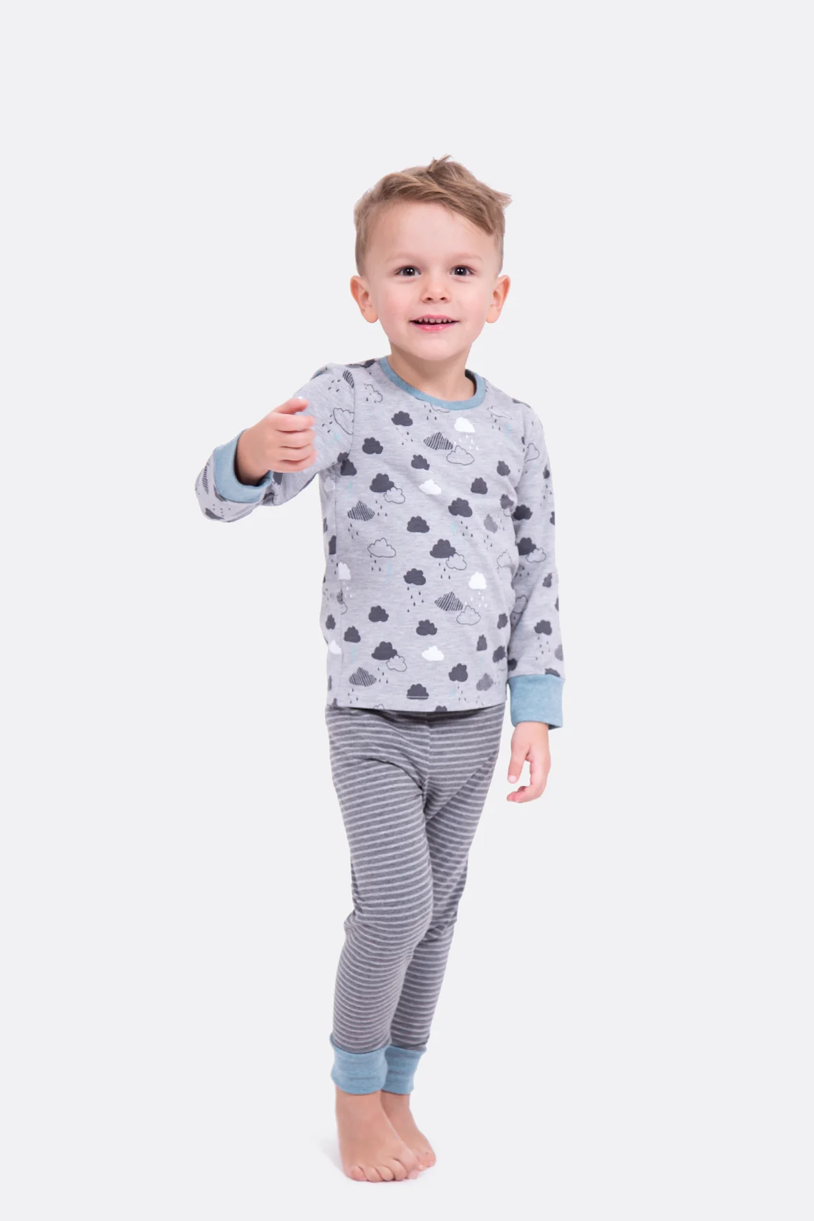 Schnittmuster Schlafanzug Kinder lange Hose Bündchen nähen