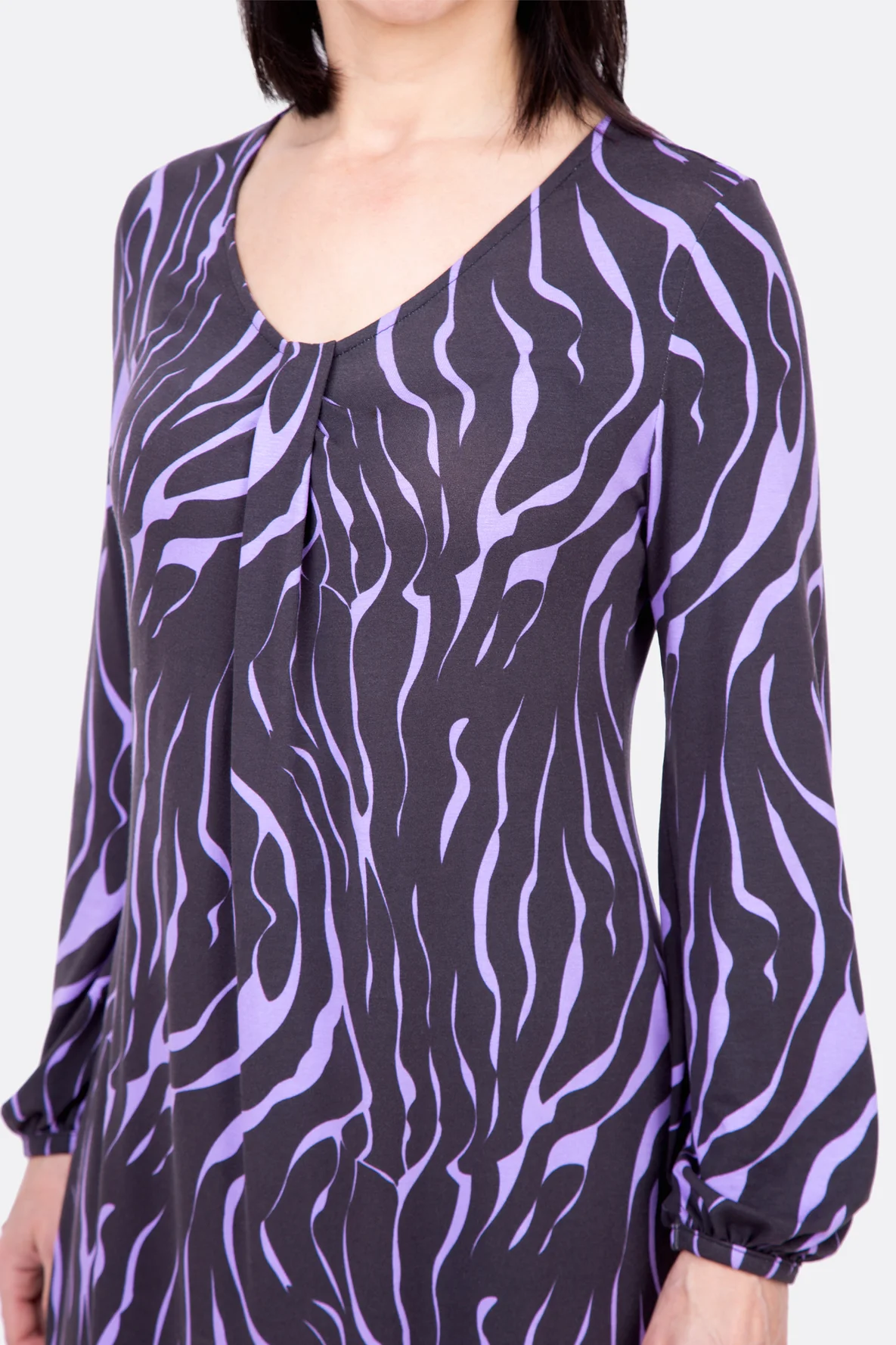 Schnittmuster Jerseykleid mit Ballonärmel und Ausschnittfalte