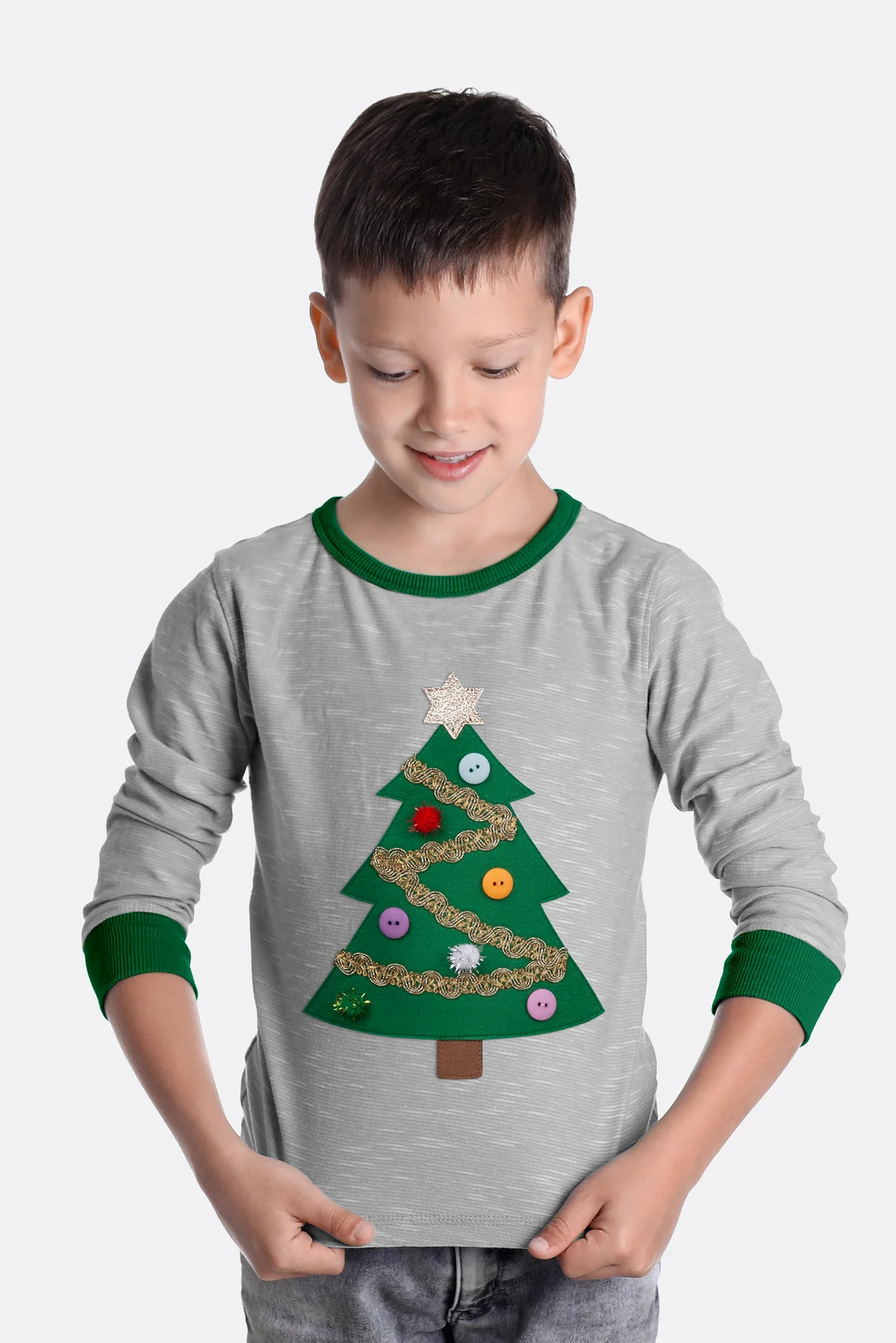 Anleitung Kindershirt mit Weihnachtsbaum Applikation aus Filz DIY