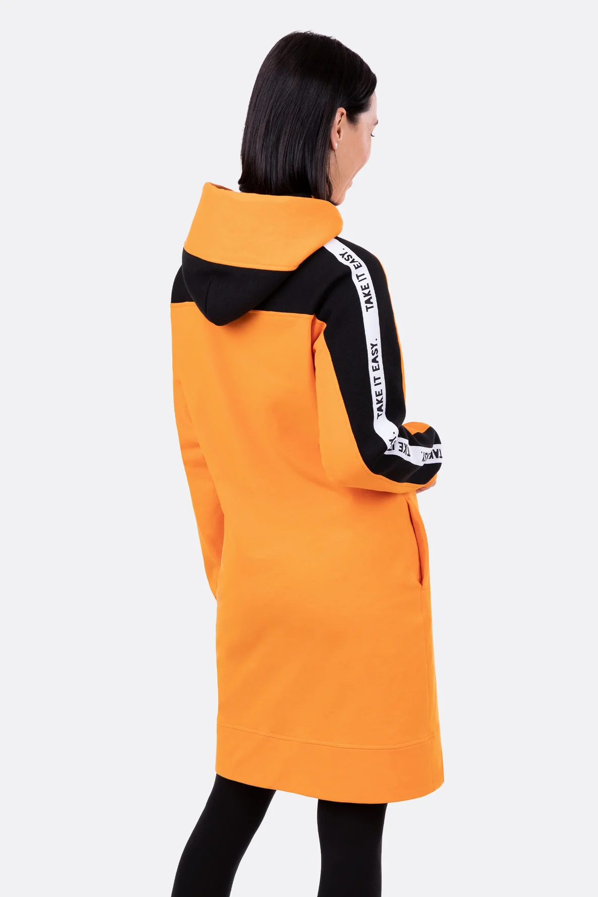 Schnittmuster Kapuzenkleid aus Sweatstoff selber nähen