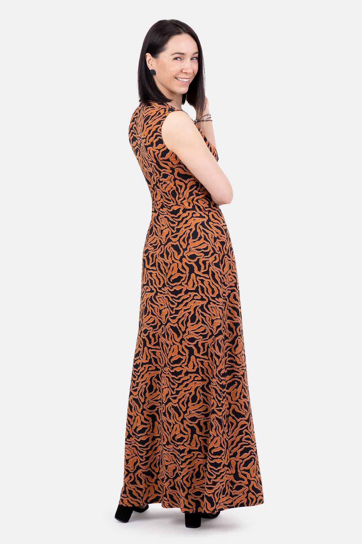 Schnittmuster Maxikleid Gloria aus Viskosejersey selber nähen