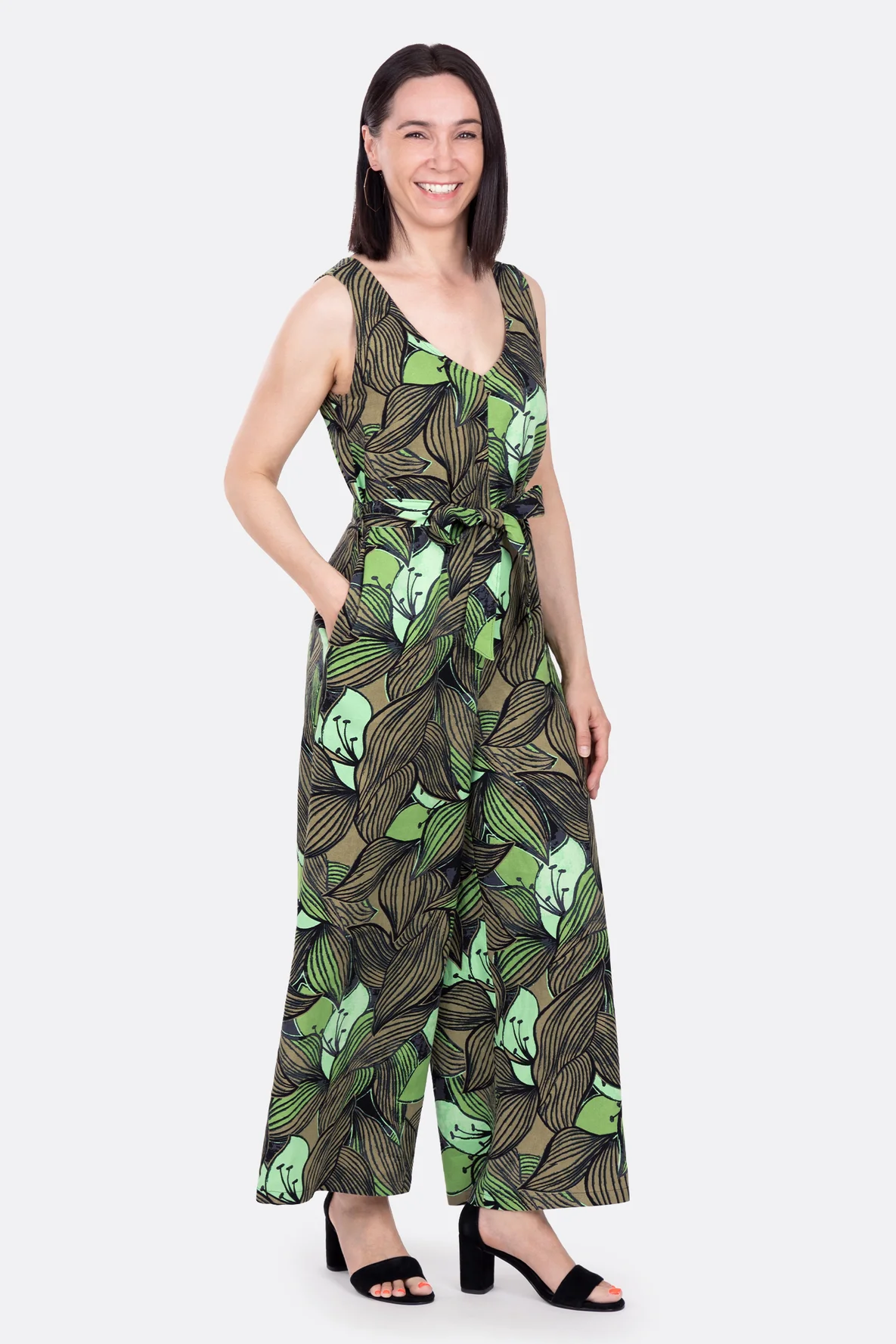 Jumpsuit Einteiler Schnittmuster Damen aus Viskoseleinen nähen