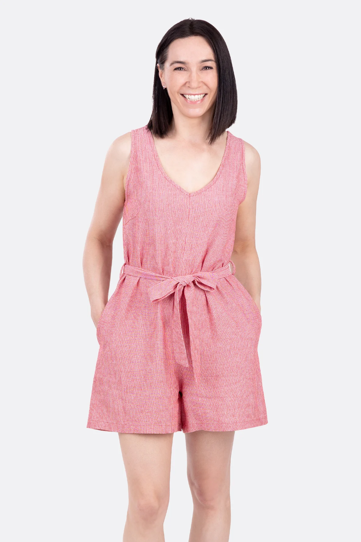 Overall Schnittmuster kurz sommerlich aus Leinenstoff nähen