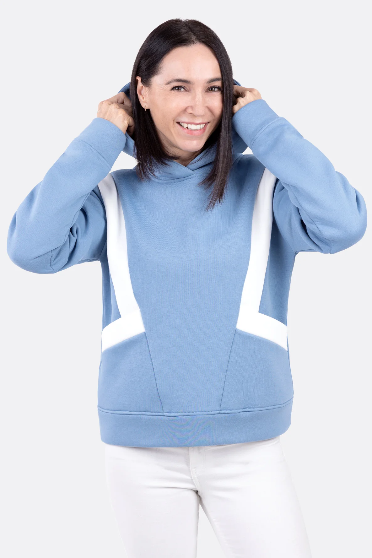 Schnittmuster Kapuzenpullover mit sportlicher Teilung aus Heavy Sweat nähen