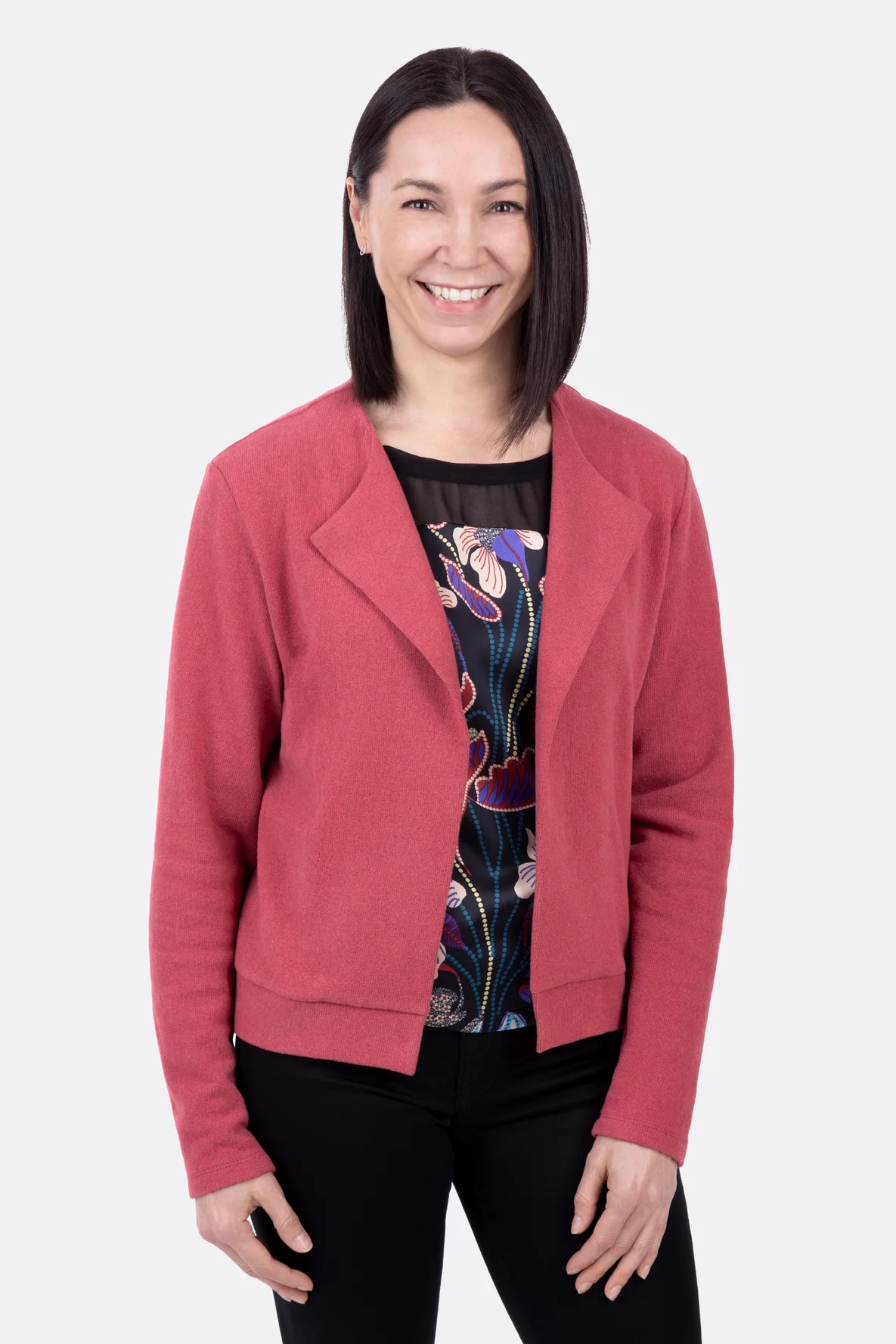 Damenstrickjacke Emma mit Klappkragen