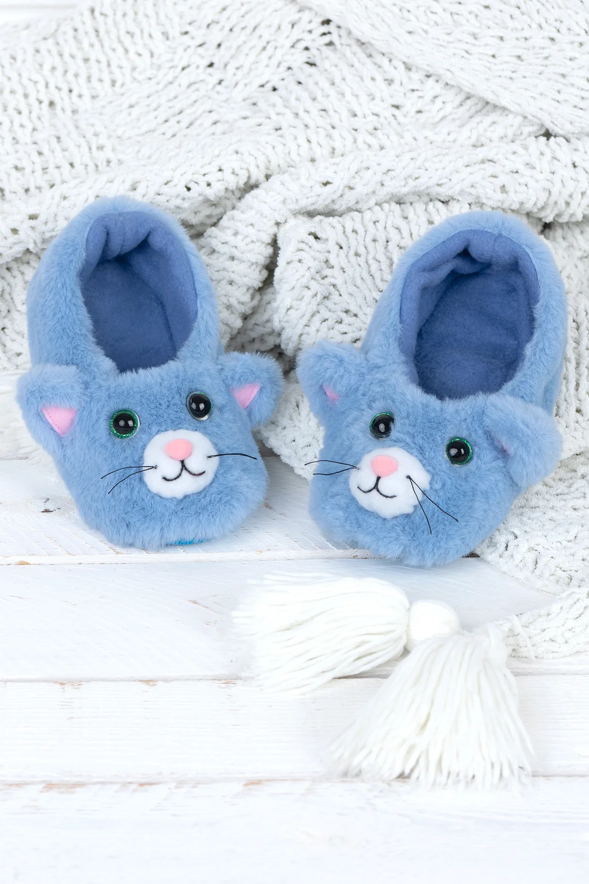 Schnittmuster Kinder-Hausschuhe mit Katze aus Fell nähen