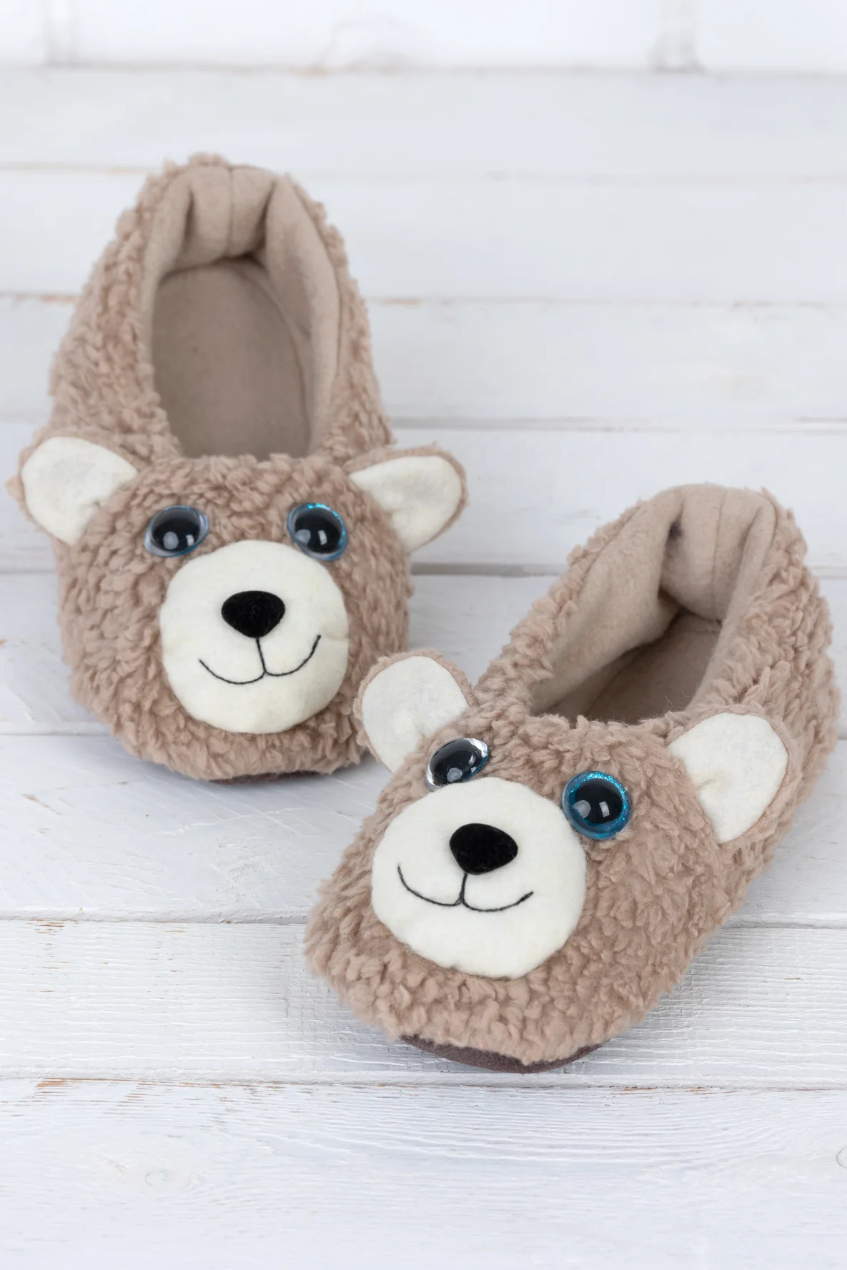 Schnittmuster Kinder-Hausschuhe aus Fell Anleitung