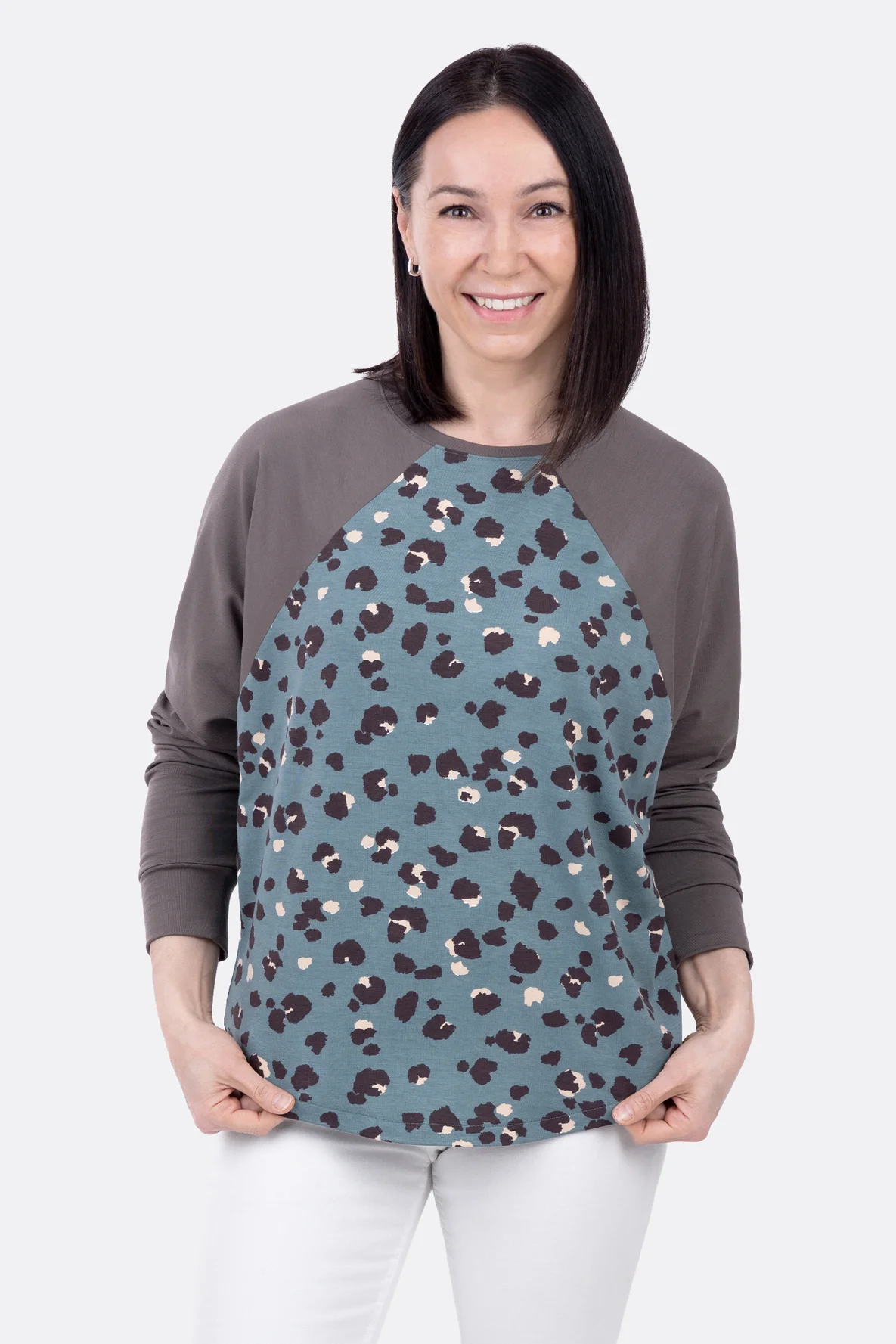 Schnittmuster Damenshirt sportlich mit Raglanärmeln Anleitung