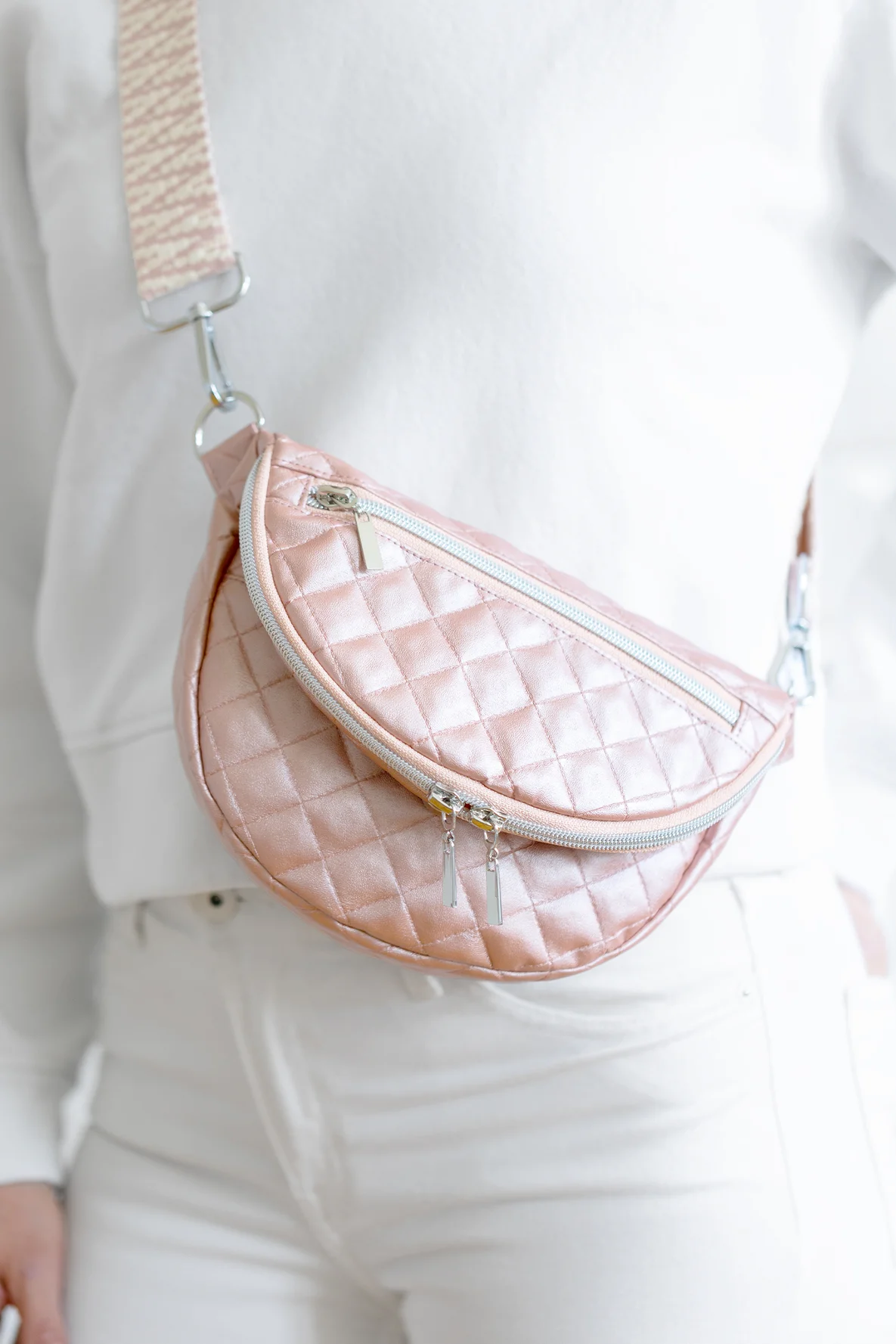 Schnittmuster Hipbag Tasche mit Reißverschluss Stepp-Kunstleder 