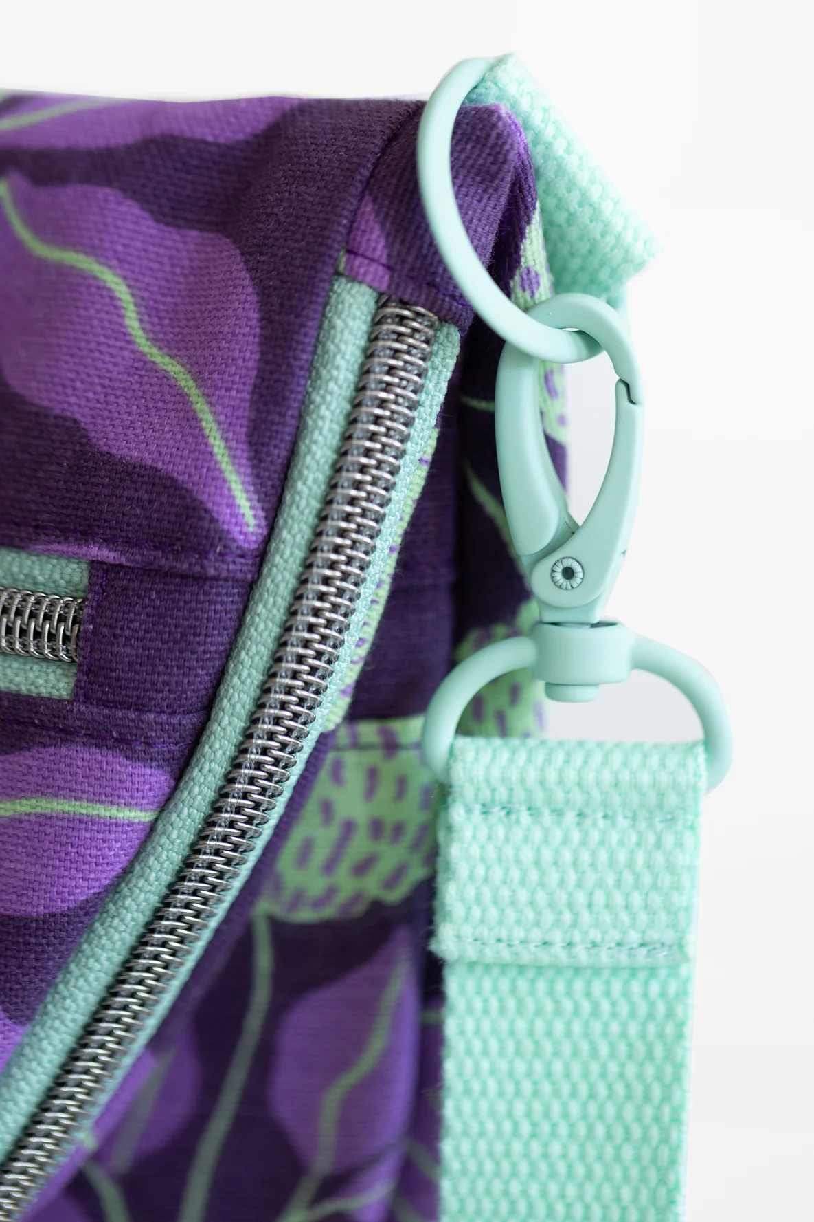 Taschen Schnittmuster Karabiner Metall mint Gurtband nähen