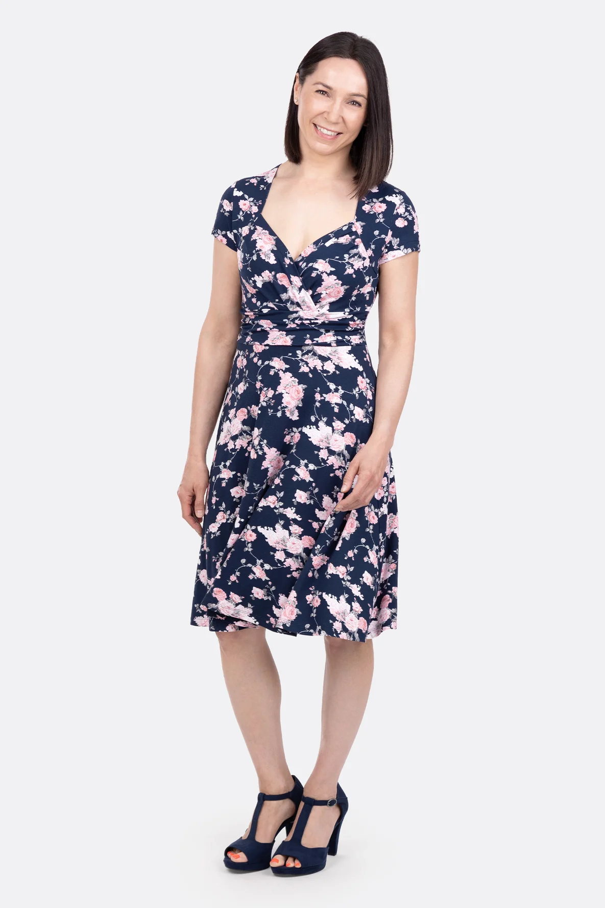 Schnittmuster Jerseykleid Kurzarm Herzausschnitt nähen