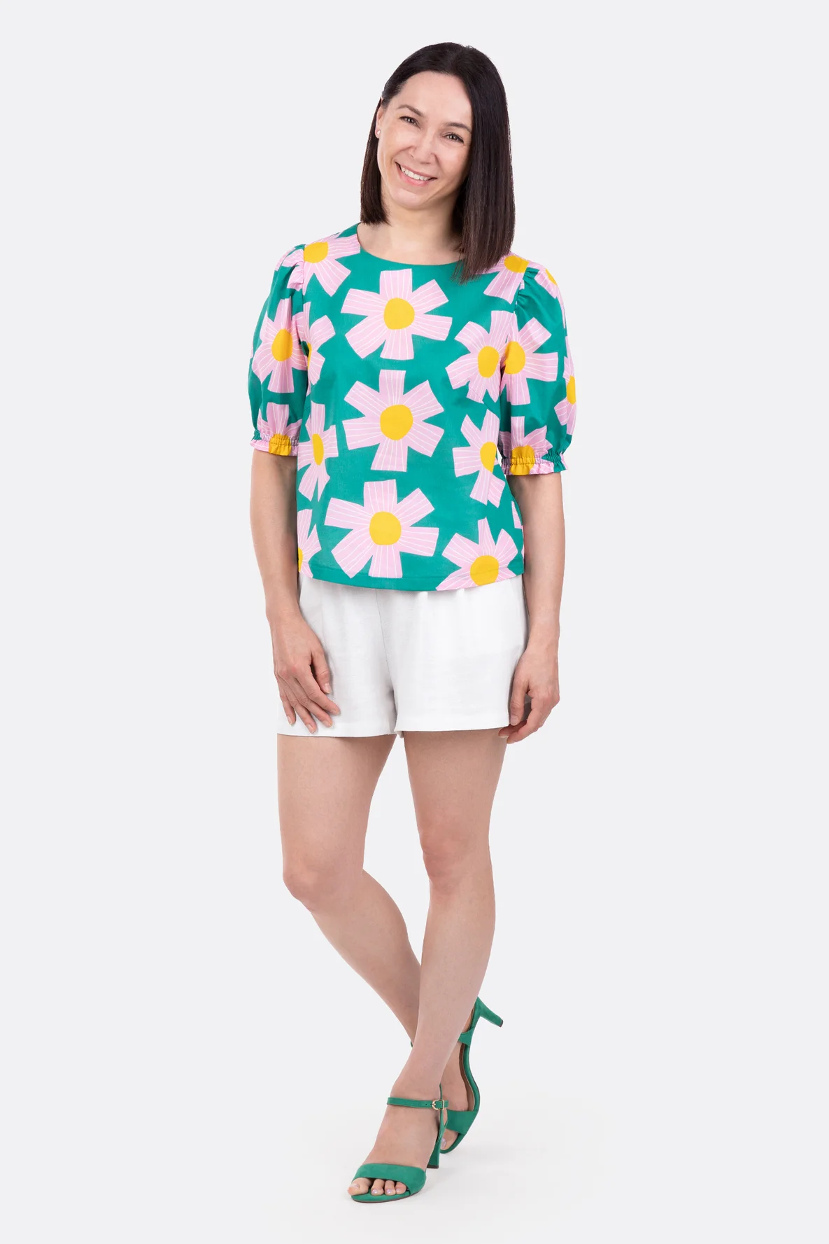 Sommershorts Bluse Schnittmuster Anleitung 