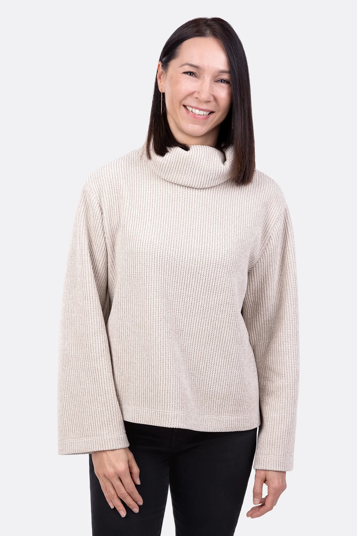 Schnittmuster Pullover Strickstoff nähen Anleitung Rollkragen