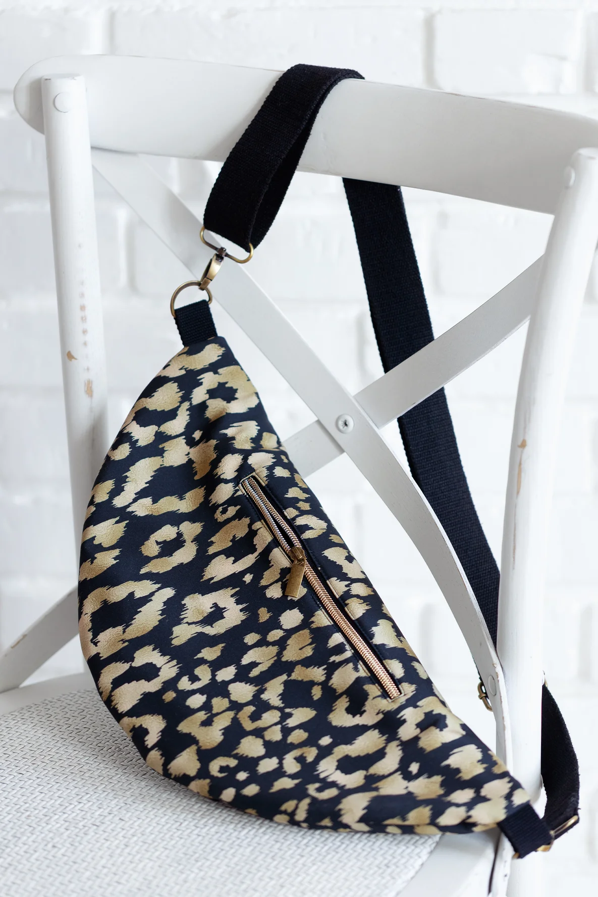 Softshell Bauchtasche nähen mit Reißverschlussfach