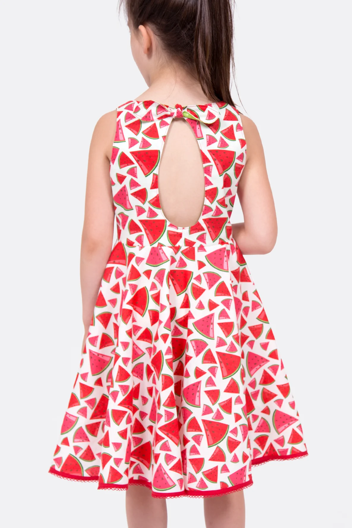 Schnittmuster Kinder Sommerkleid Rücken Schleife nähen