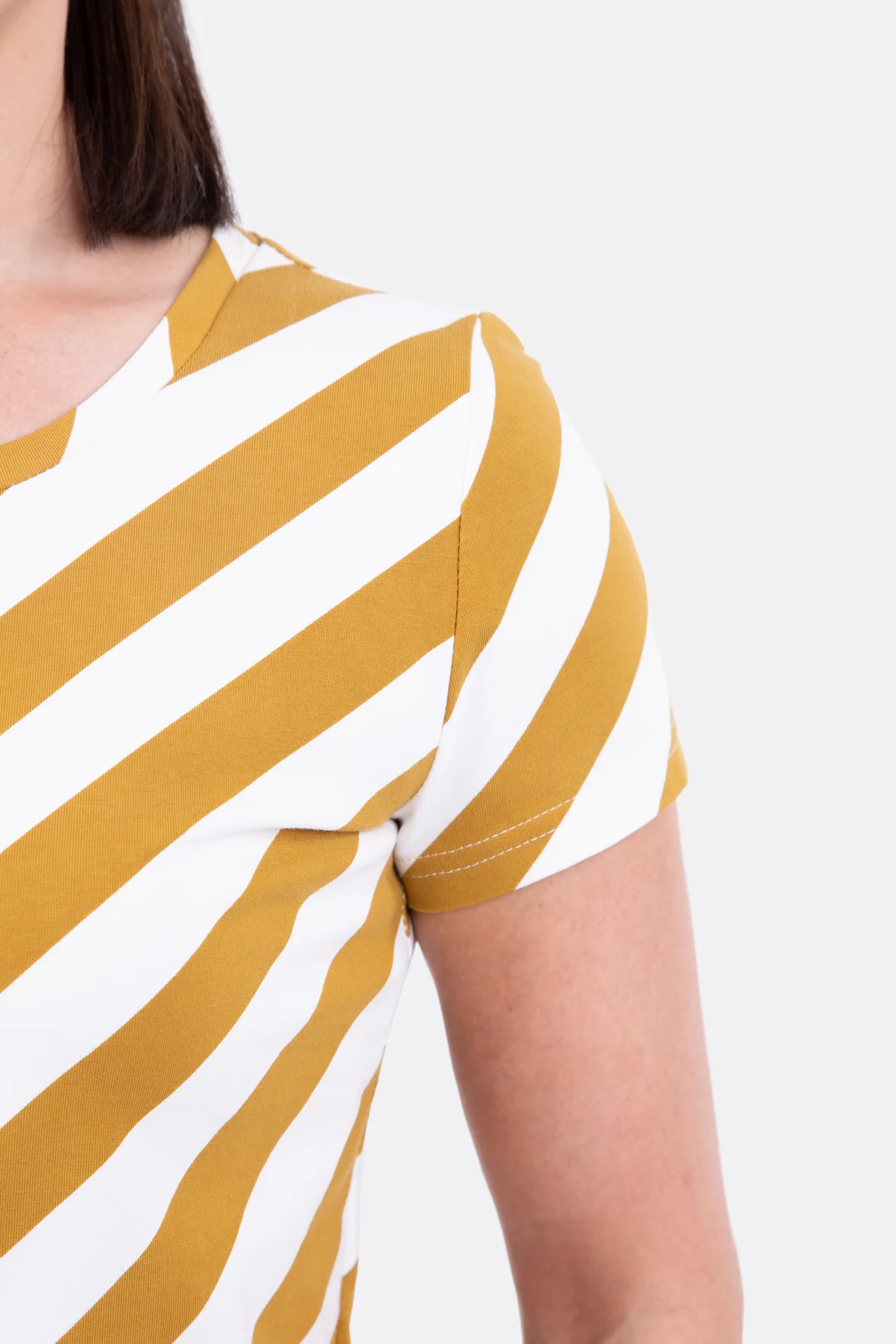 Schnittmuster T-Shirt Damen kurze Ärmel