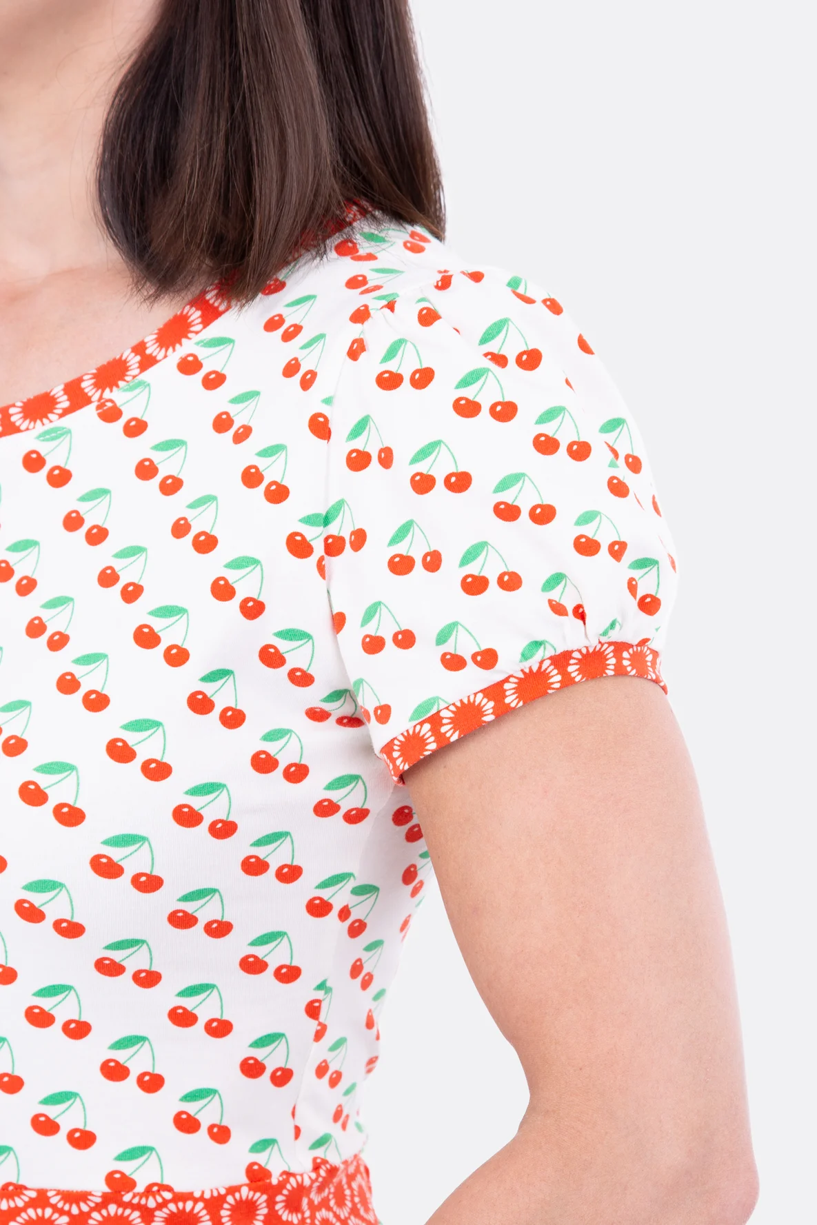 Schnittmuster Damenkleid Jersey verspielt Puffärmel nähen